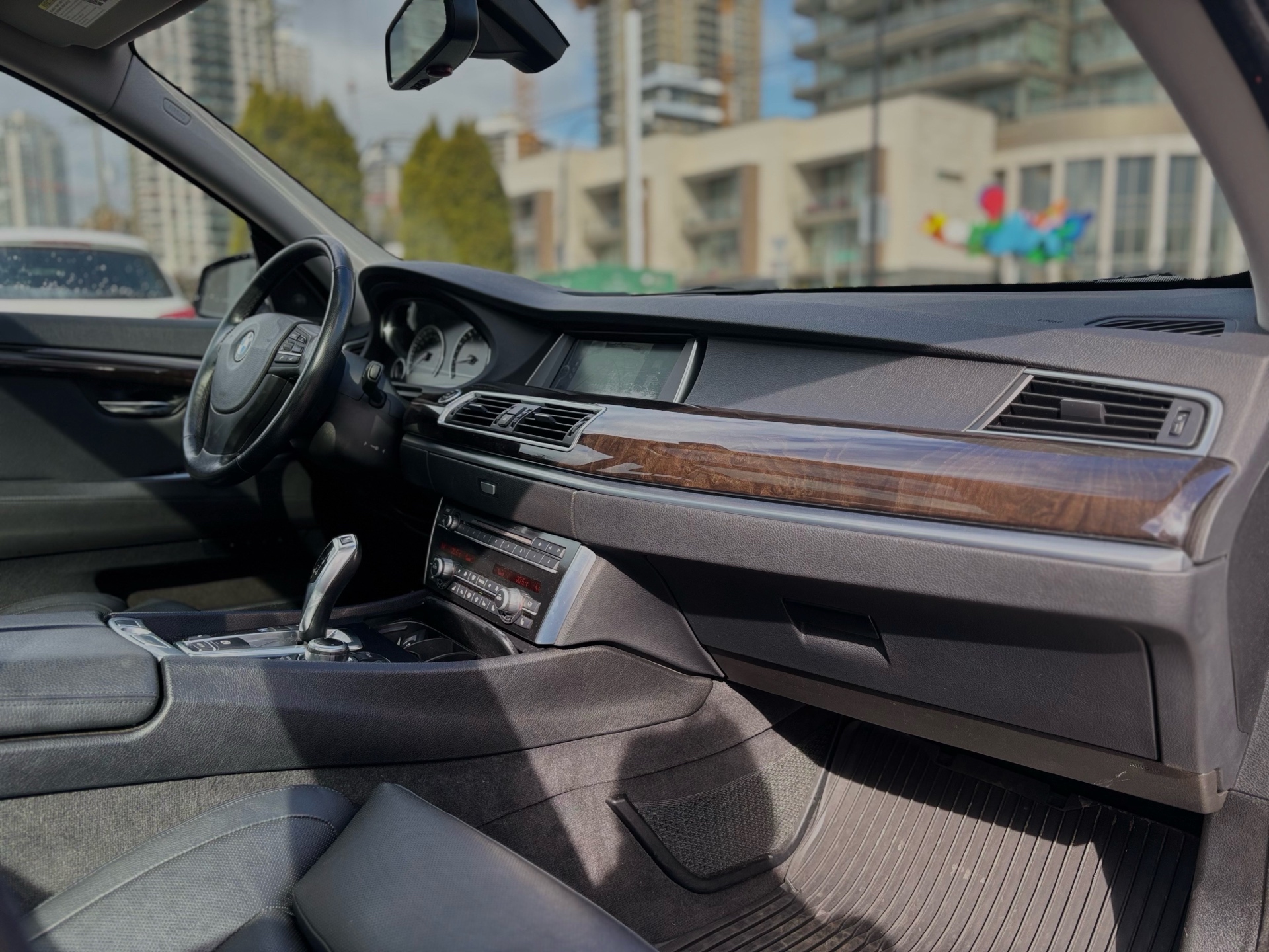 /canwestautoinc/2010-BMW-5Series-8714808898995465.jpg