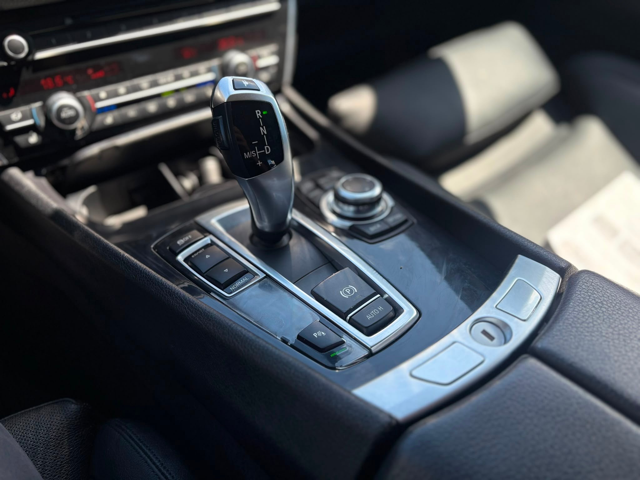 /canwestautoinc/2010-BMW-5Series-8953582804967273.jpg