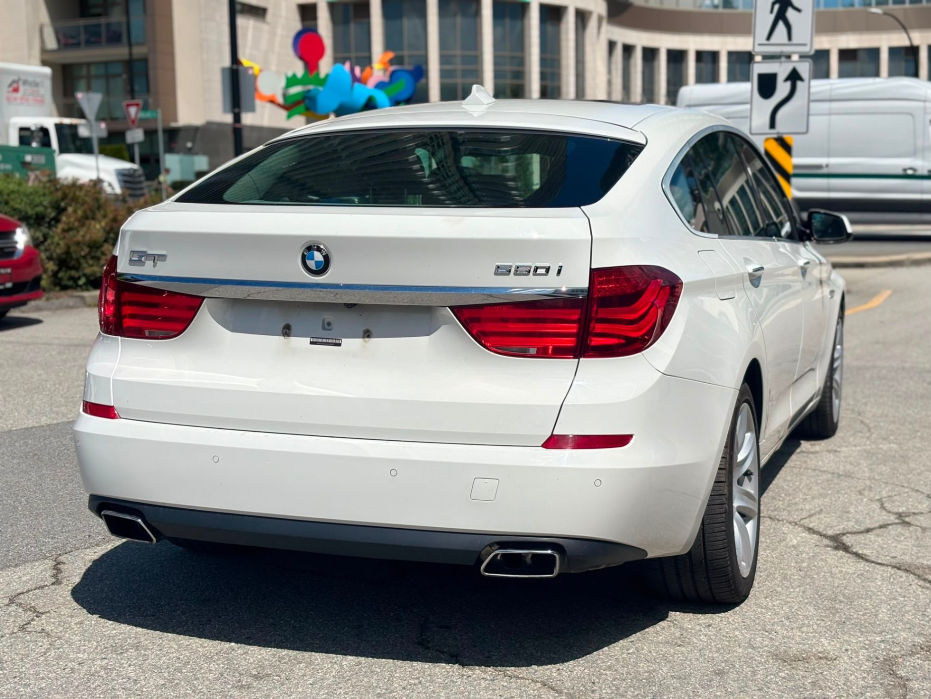/canwestautoinc/2010-BMW-5Series-994256410242141.jpg