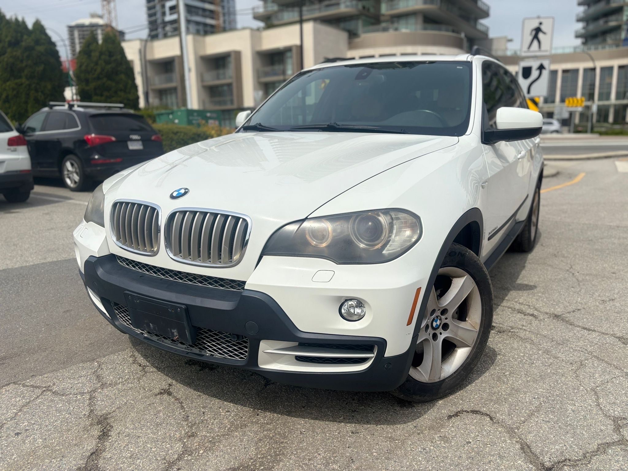 /canwestautoinc/2010-BMW-X5-915779091660808.jpg