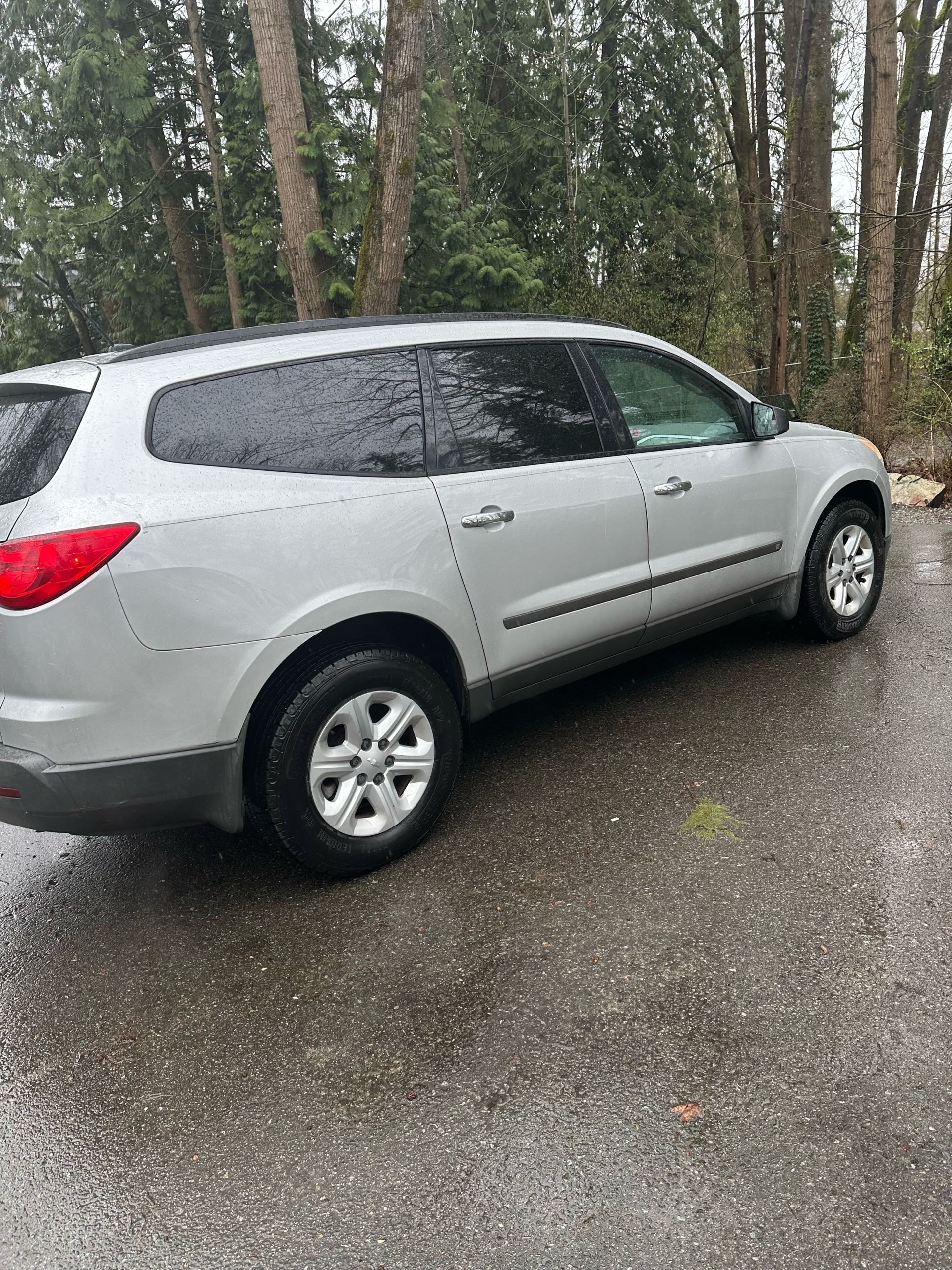 /canwestautoinc/2010-Chevrolet-Traverse-4320420871176658.jpg
