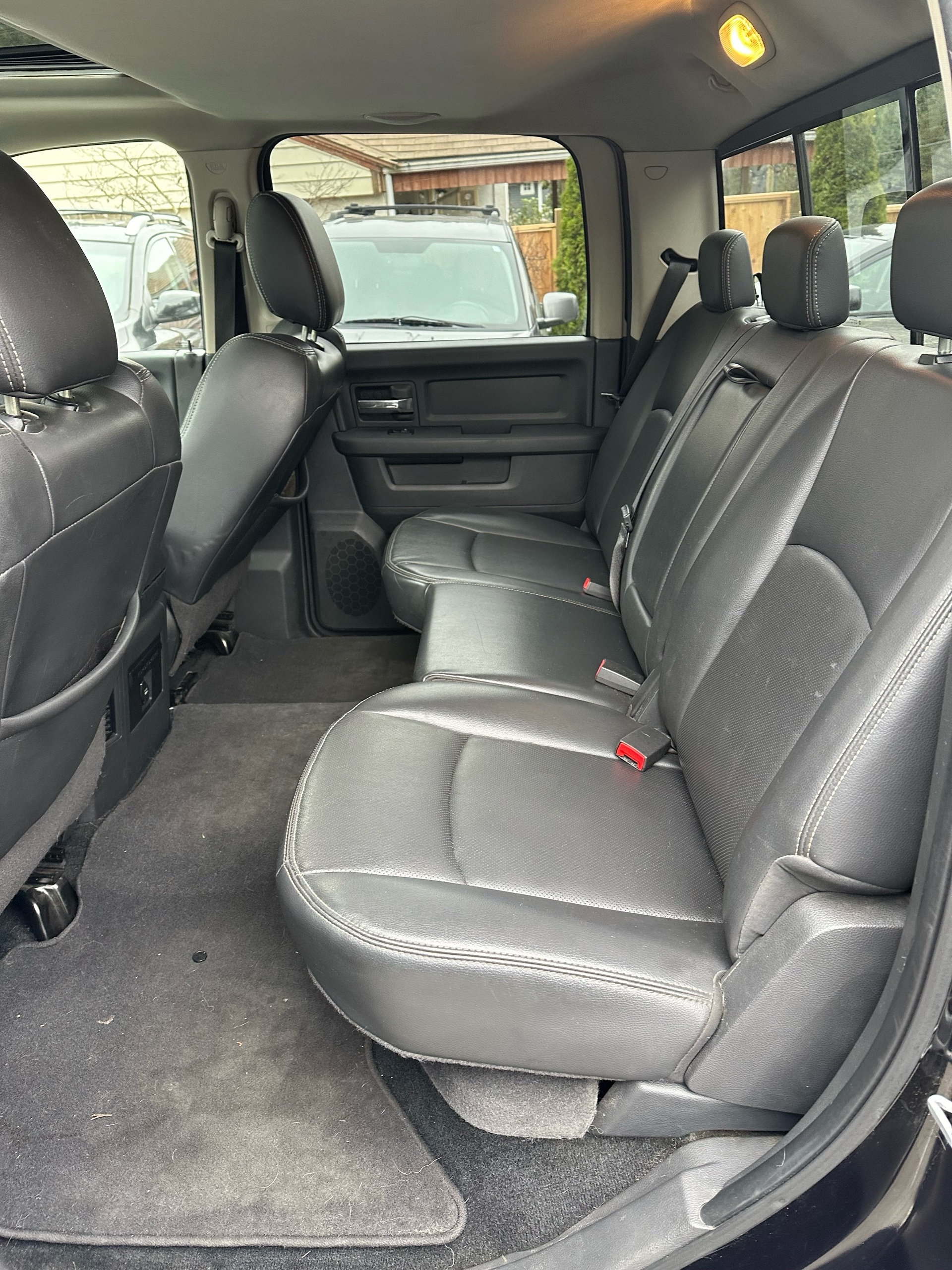 /canwestautoinc/2010-Dodge-Ram1500-07067133822951499.jpg