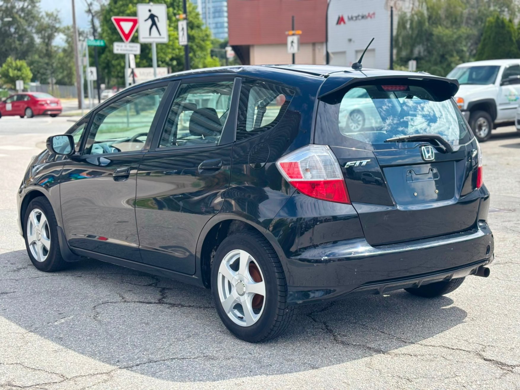 /canwestautoinc/2010-Honda-Fit-4876008554432514.jpg