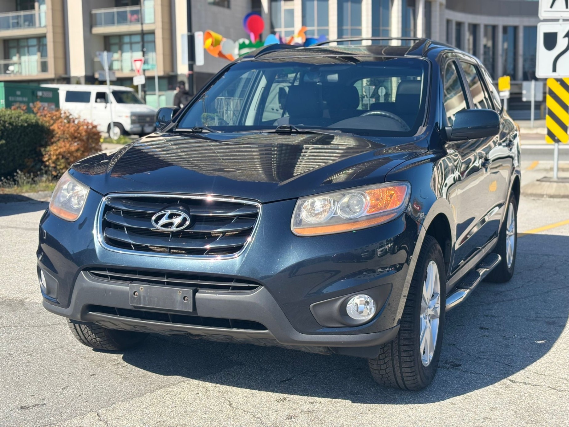 /canwestautoinc/2010-Hyundai-SantaFe-15640136228083978.jpg