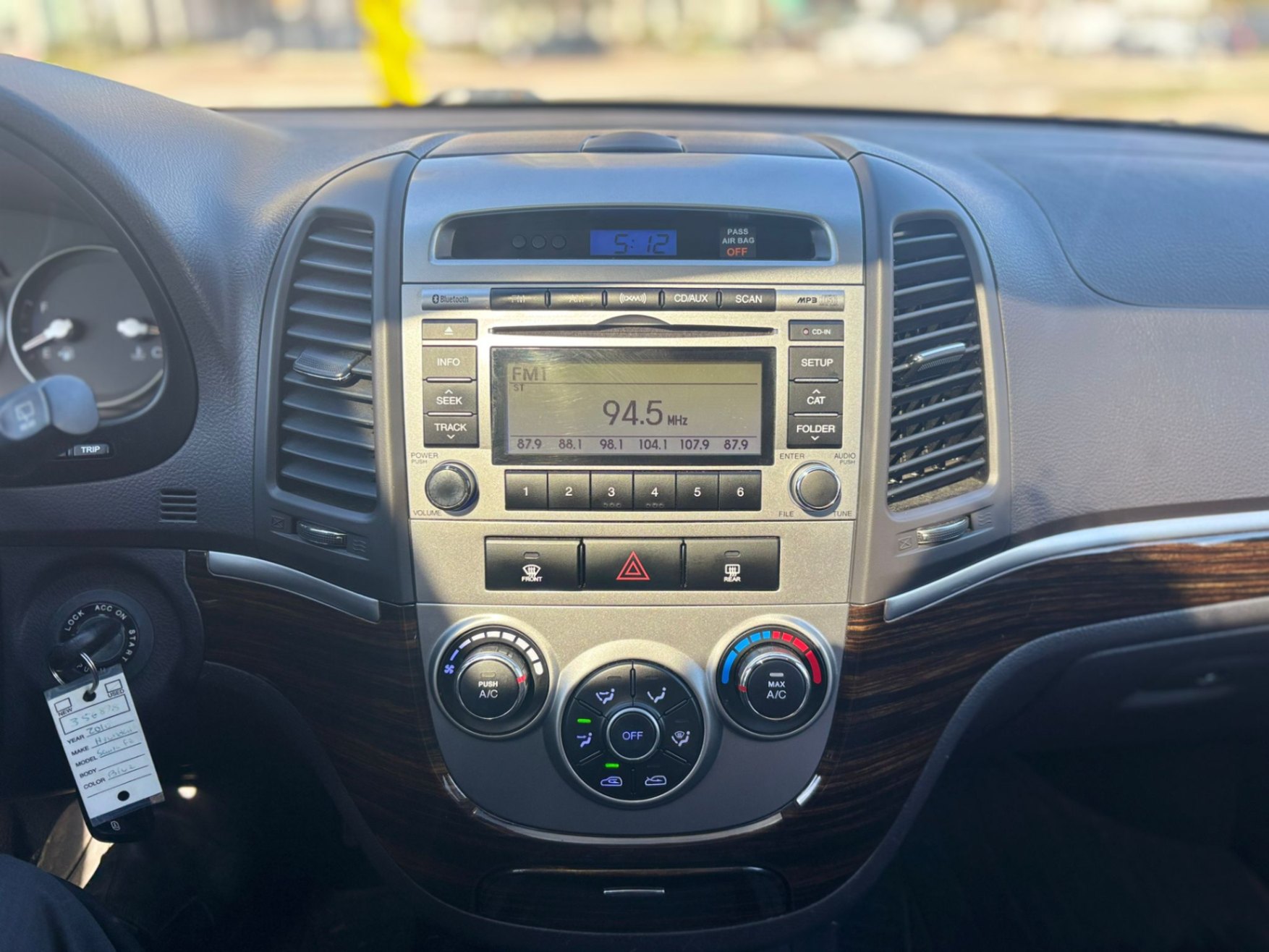 /canwestautoinc/2010-Hyundai-SantaFe-2069193003673202.jpg