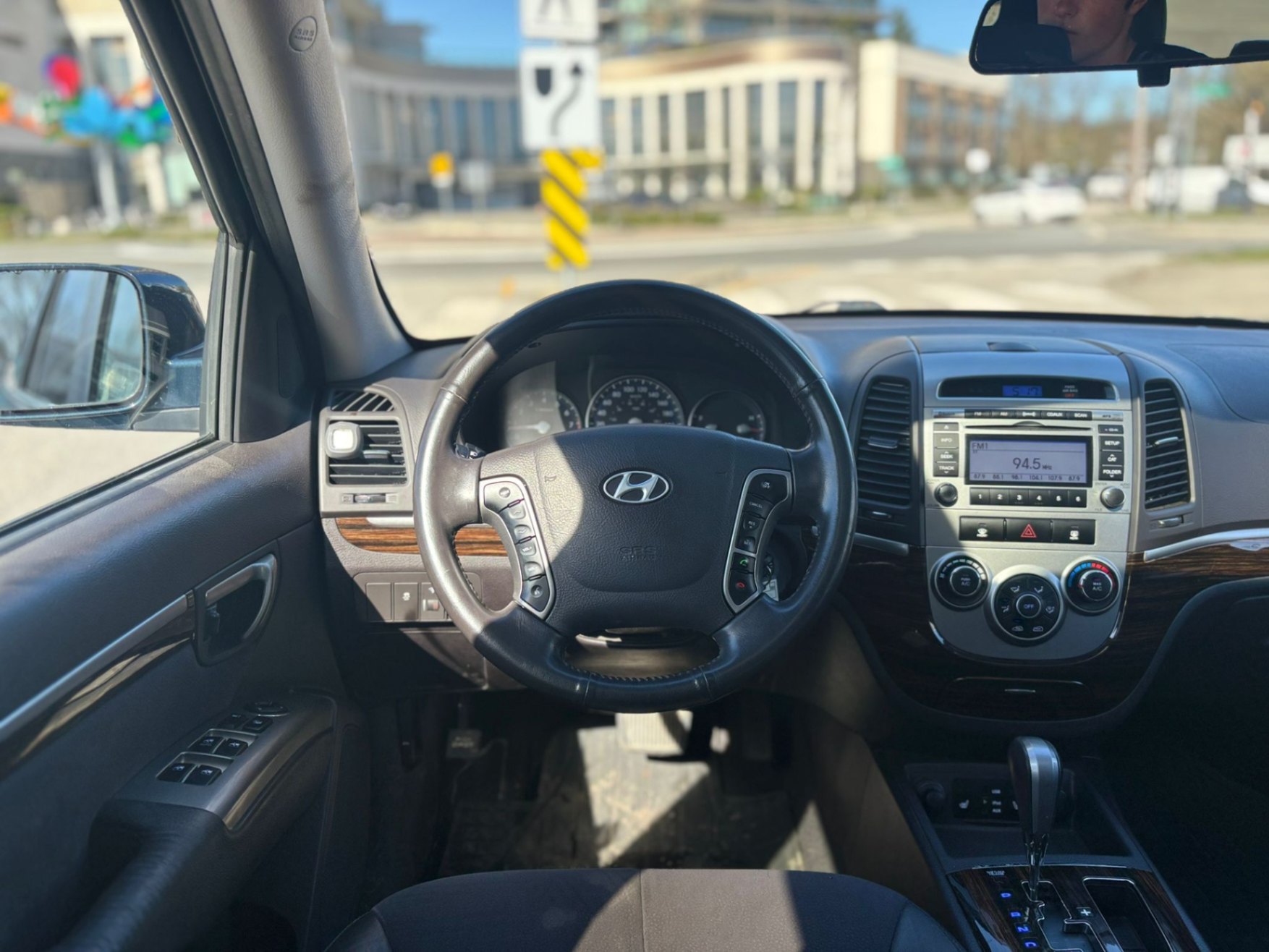 /canwestautoinc/2010-Hyundai-SantaFe-4601851579124381.jpg