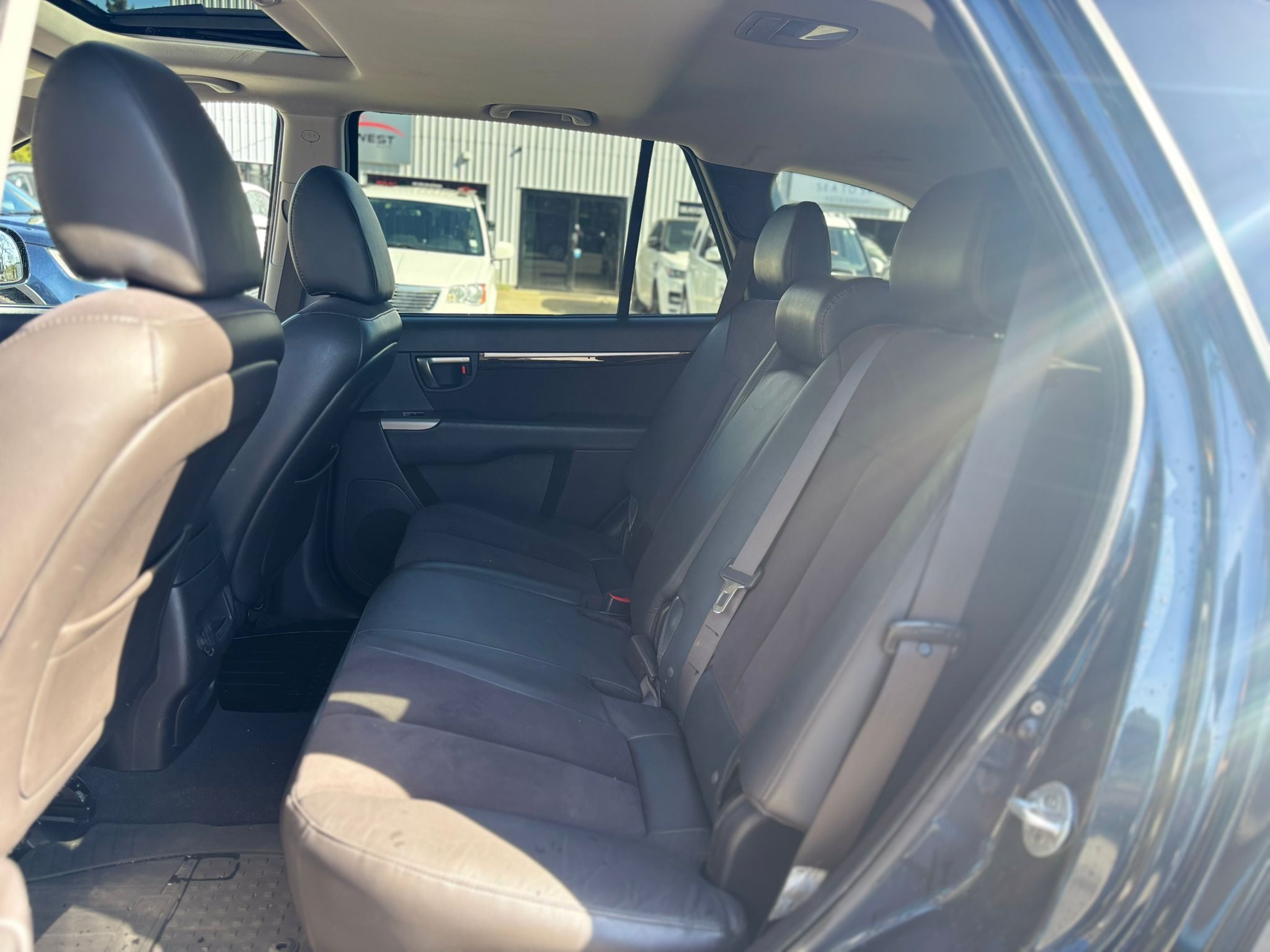 /canwestautoinc/2010-Hyundai-SantaFe-5833807919569973.jpg