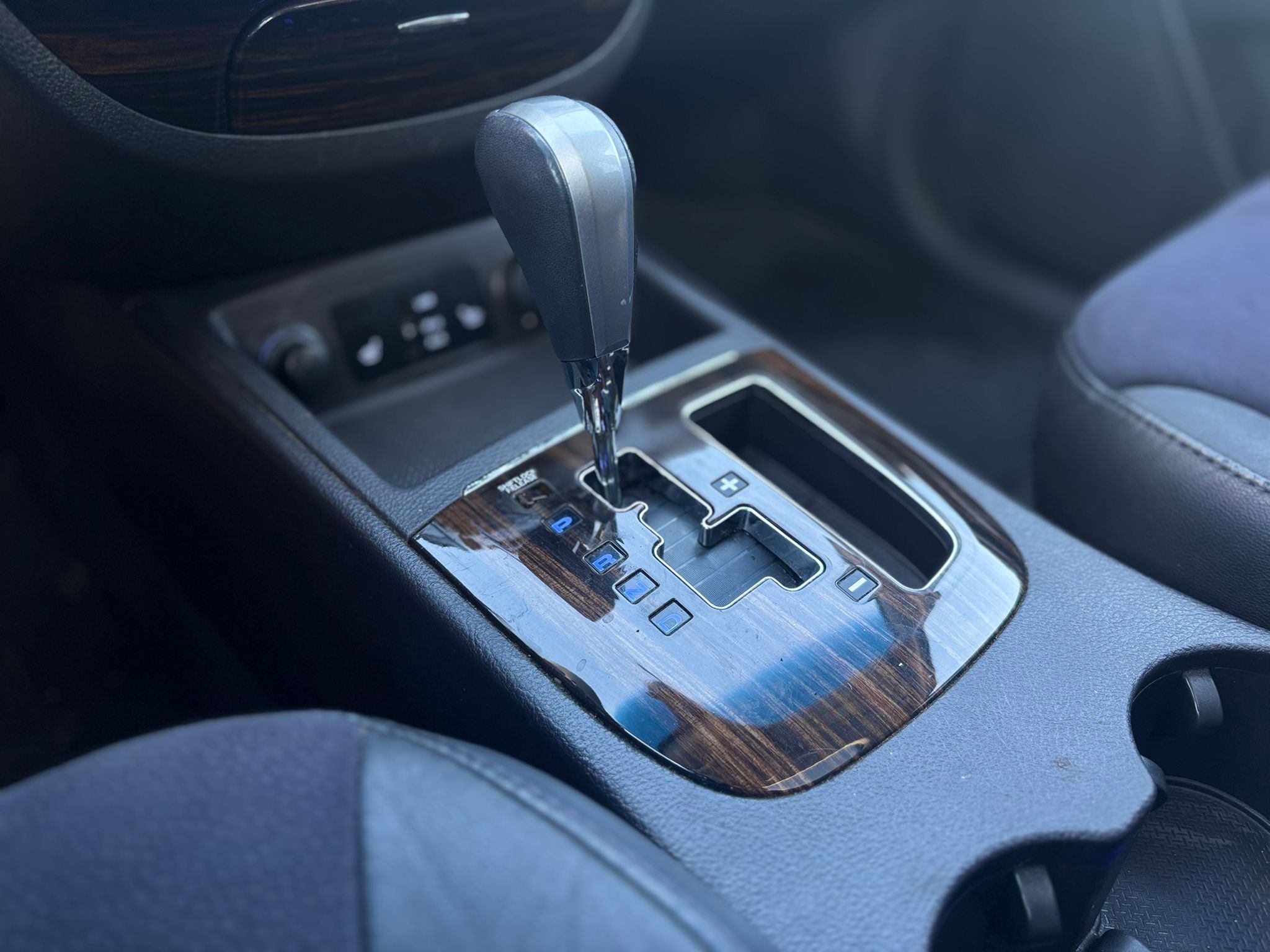 /canwestautoinc/2010-Hyundai-SantaFe-8811277873561663.jpg