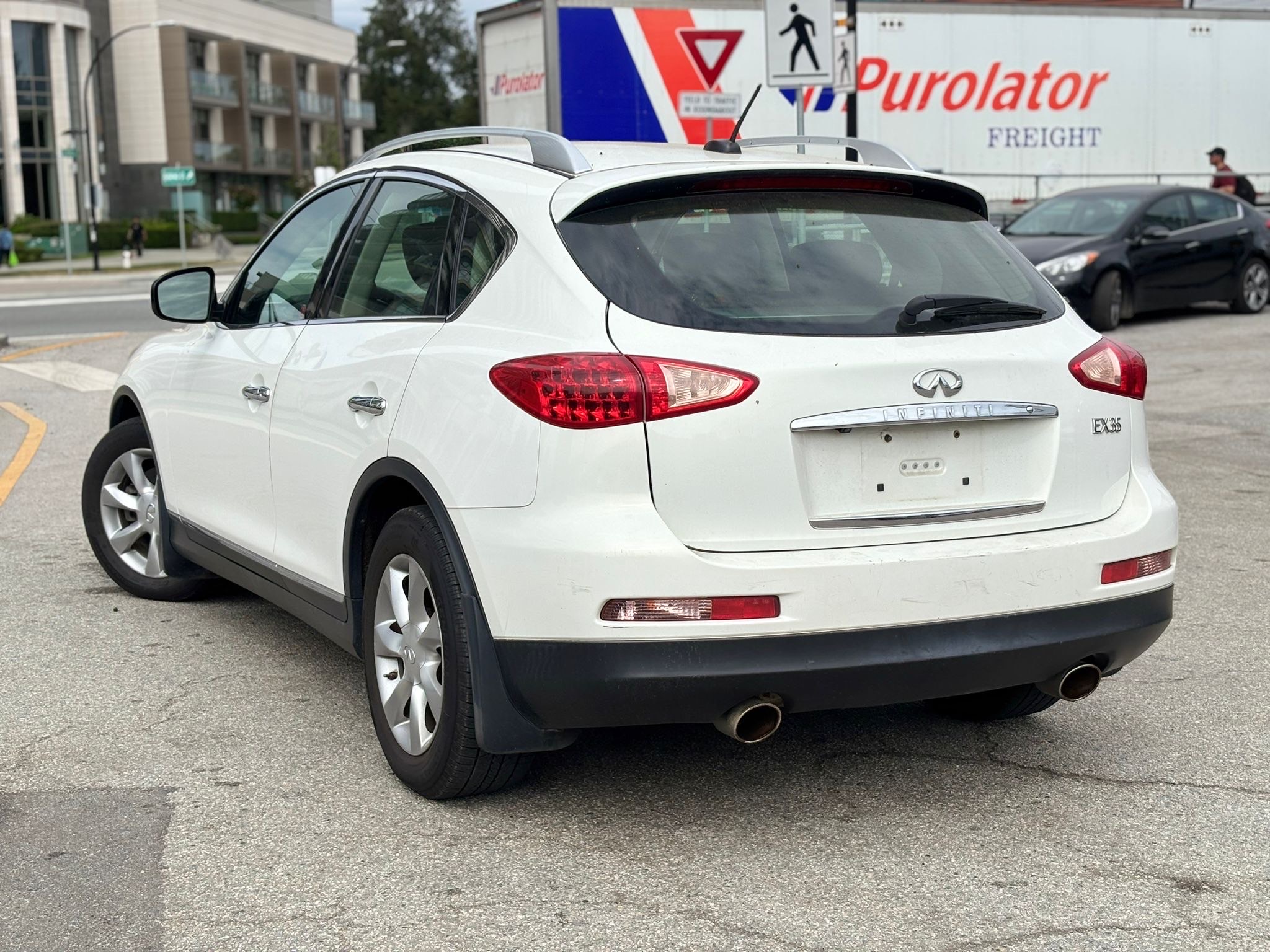 /canwestautoinc/2010-INFINITI-EX35-26801678933278894.jpg