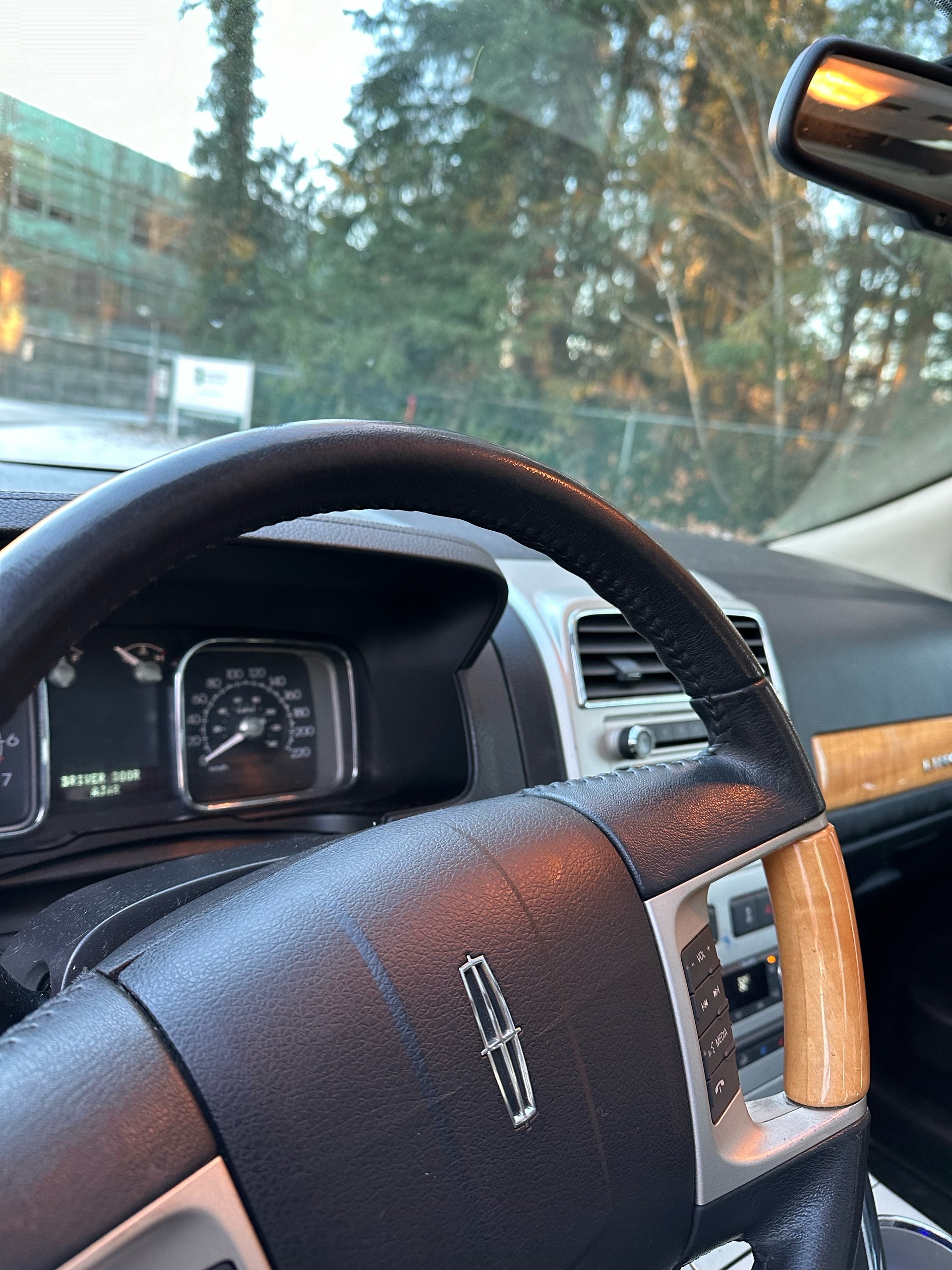 /canwestautoinc/2010-Lincoln-MKX-4099191256699235.jpg