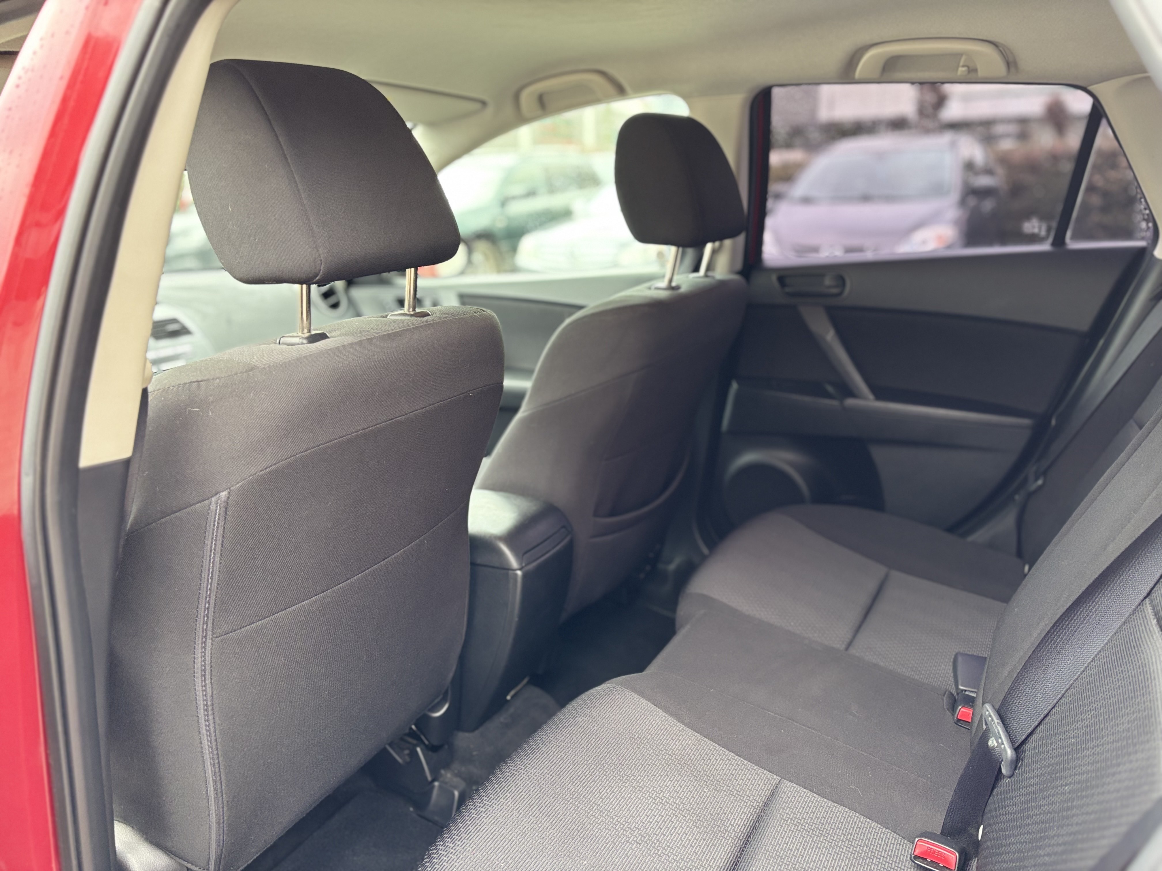/canwestautoinc/2010-Mazda-Mazda3-9513490849891157.jpg