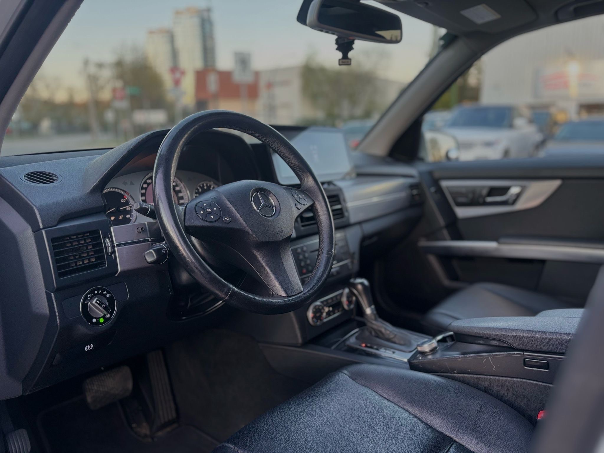 /canwestautoinc/2010-Mercedes-Benz-GLK-Class-27865890780939884.jpg