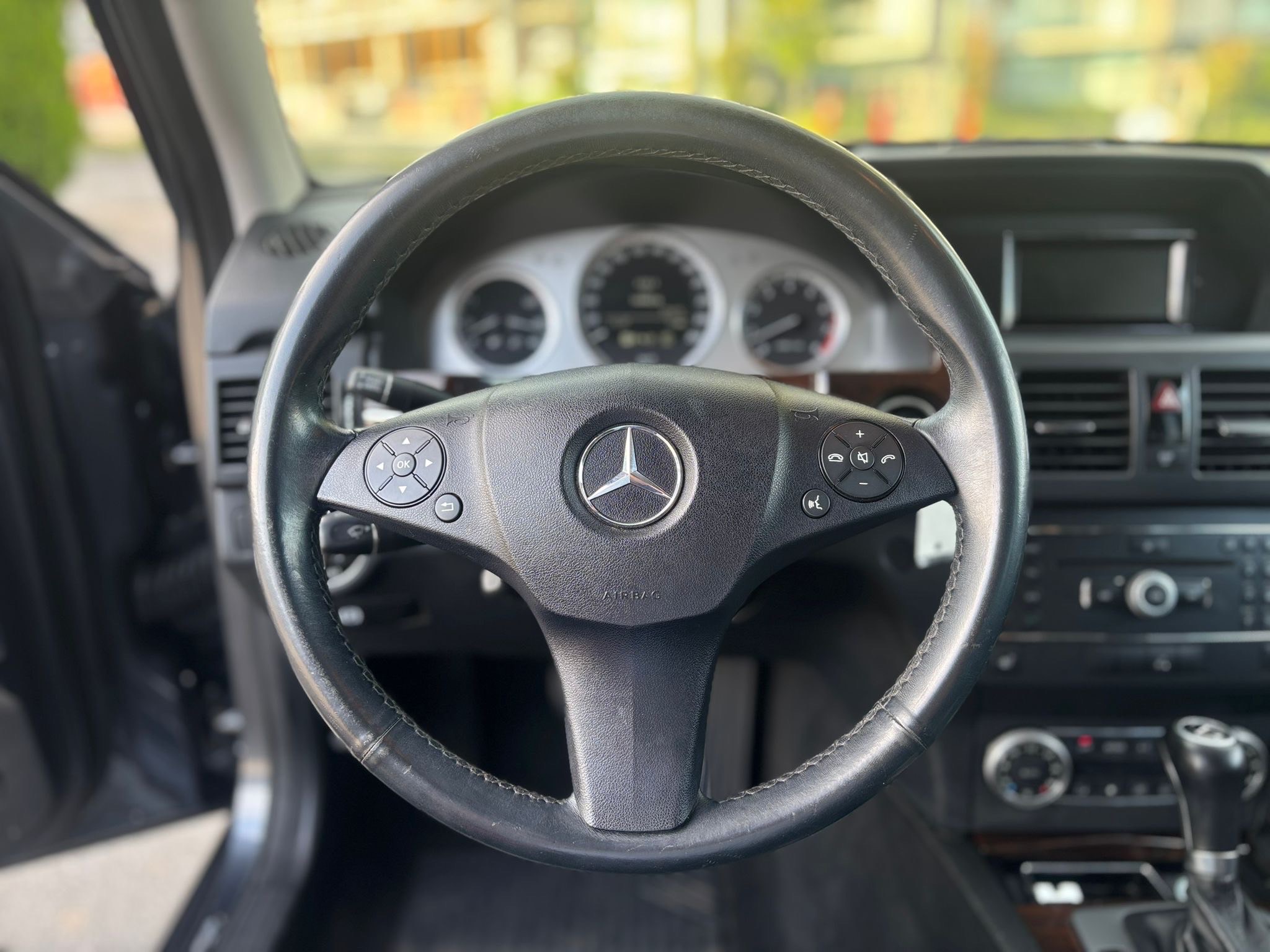/canwestautoinc/2010-Mercedes-Benz-GLK-Class-4307941682350591.jpg