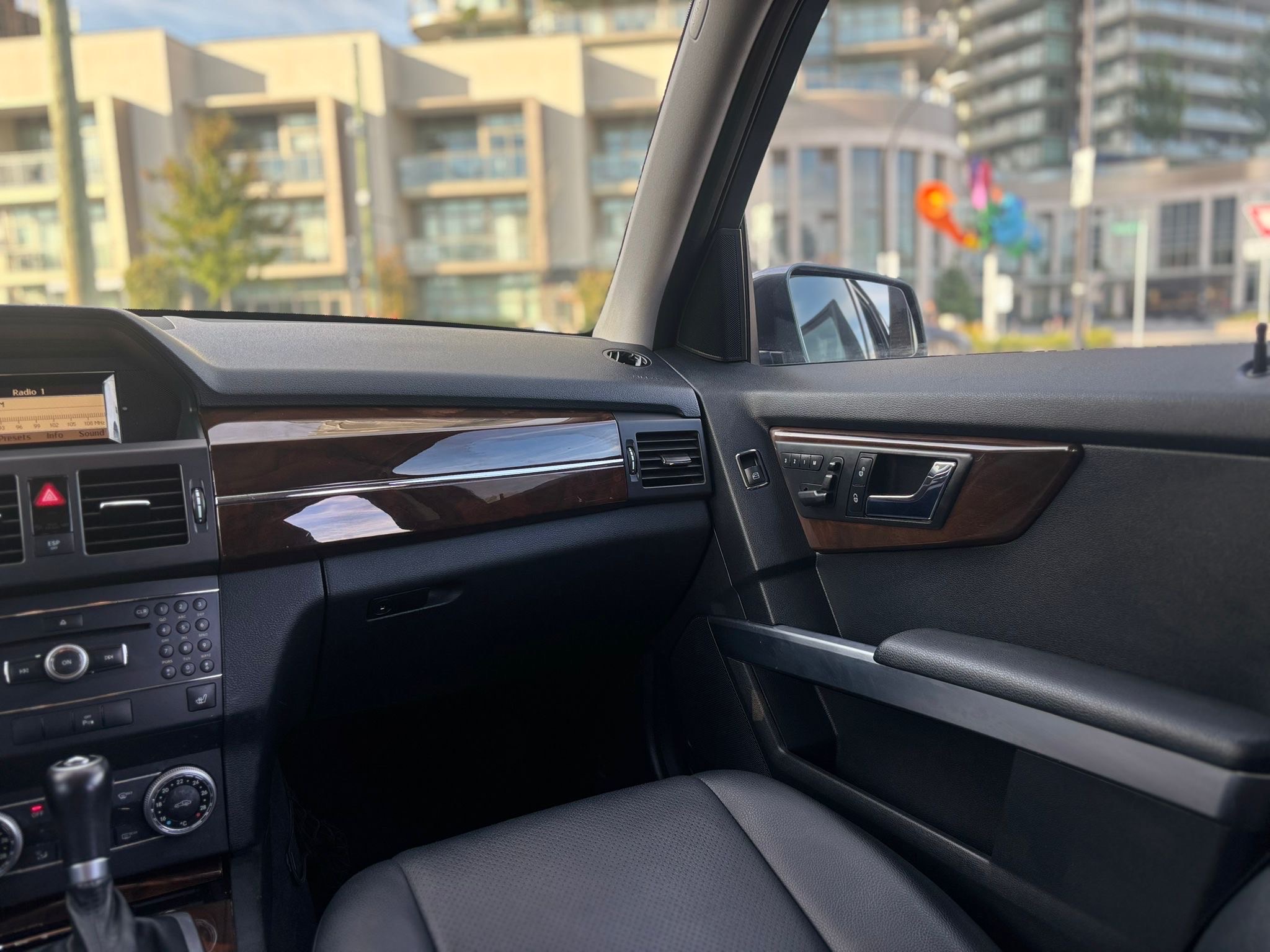 /canwestautoinc/2010-Mercedes-Benz-GLK-Class-7184853875750763.jpg