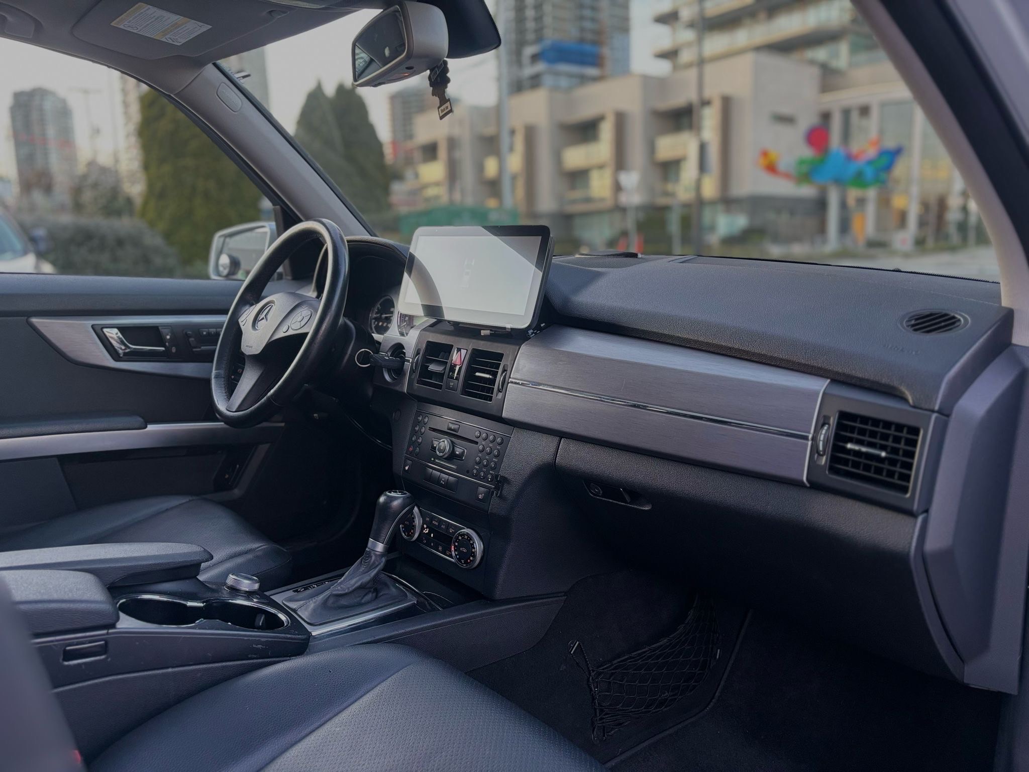 /canwestautoinc/2010-Mercedes-Benz-GLK-Class-9794595482450505.jpg