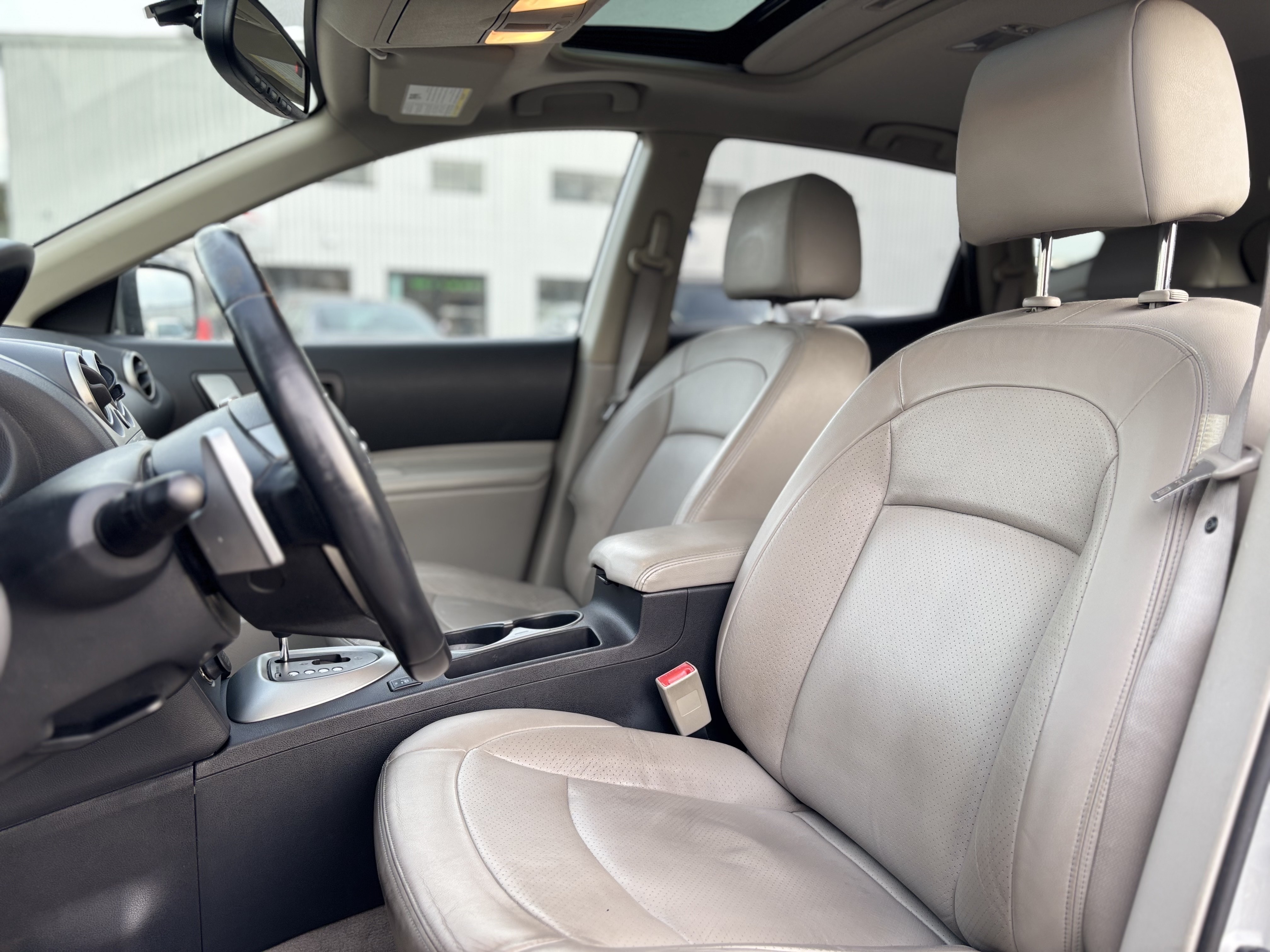 /canwestautoinc/2010-Nissan-Rogue-061107844779582754.jpg