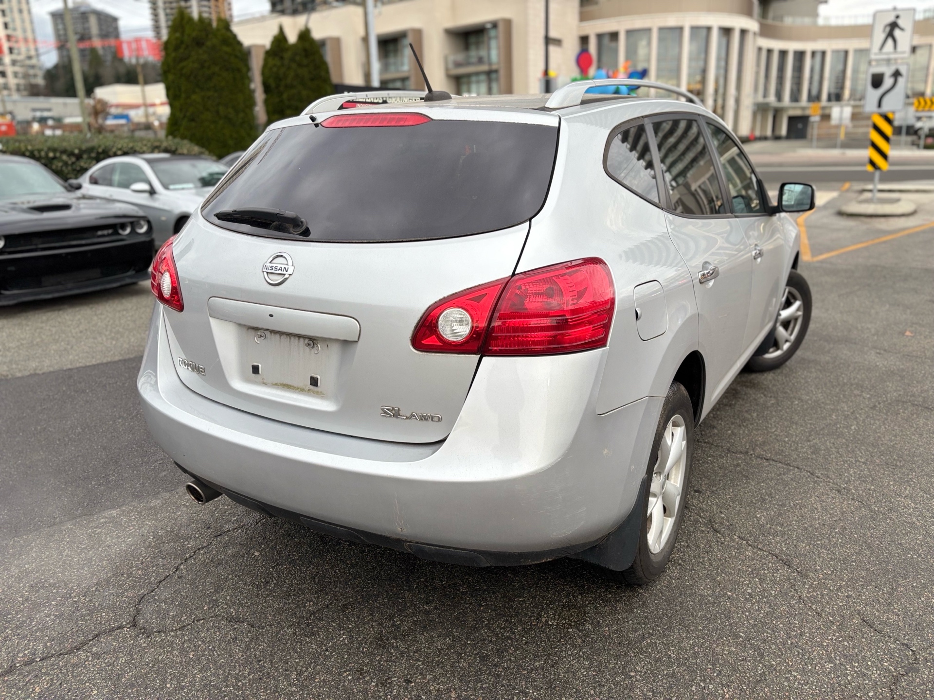 /canwestautoinc/2010-Nissan-Rogue-8452644037460129.jpg