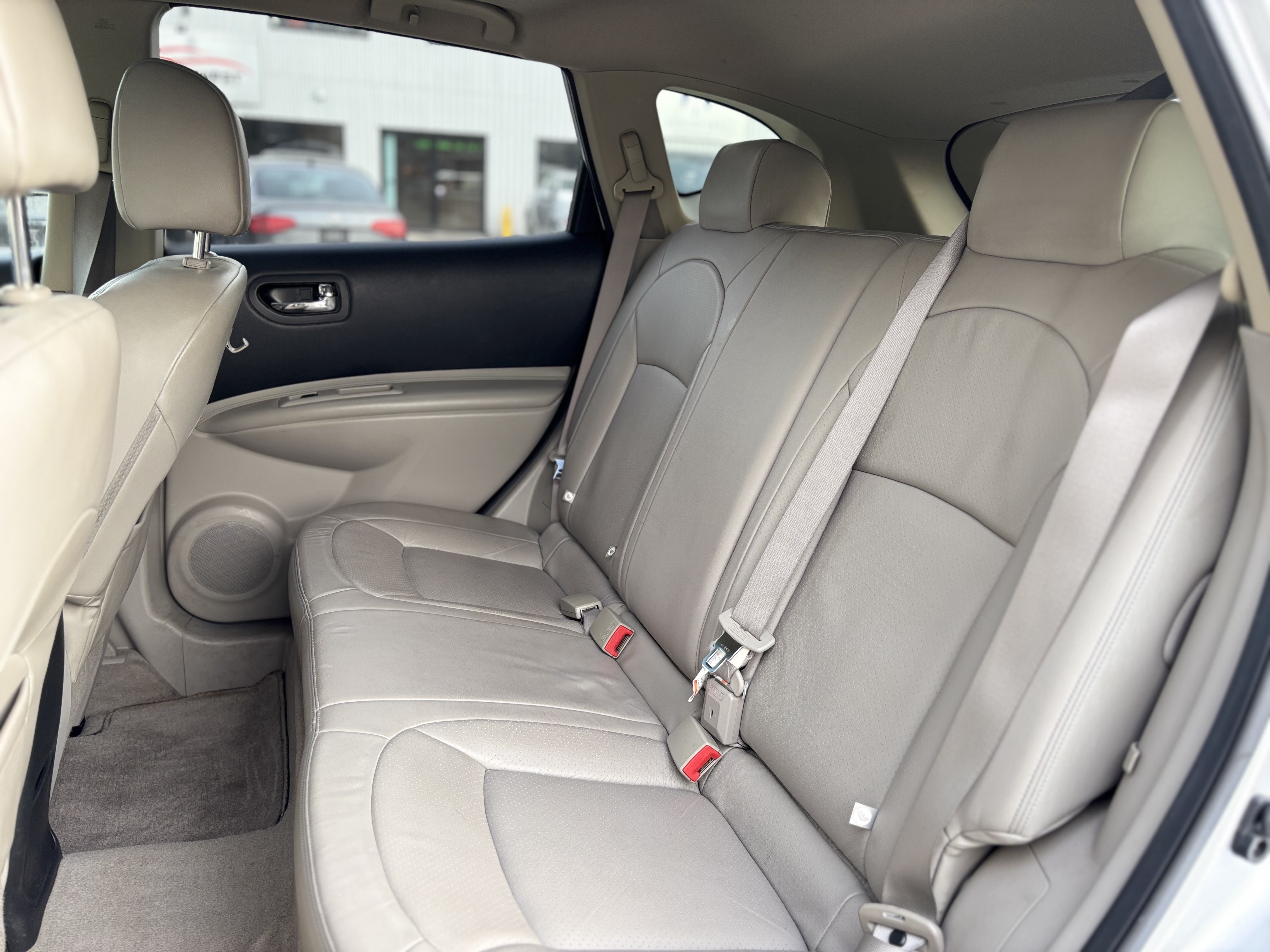 /canwestautoinc/2010-Nissan-Rogue-8592432476938572.jpg