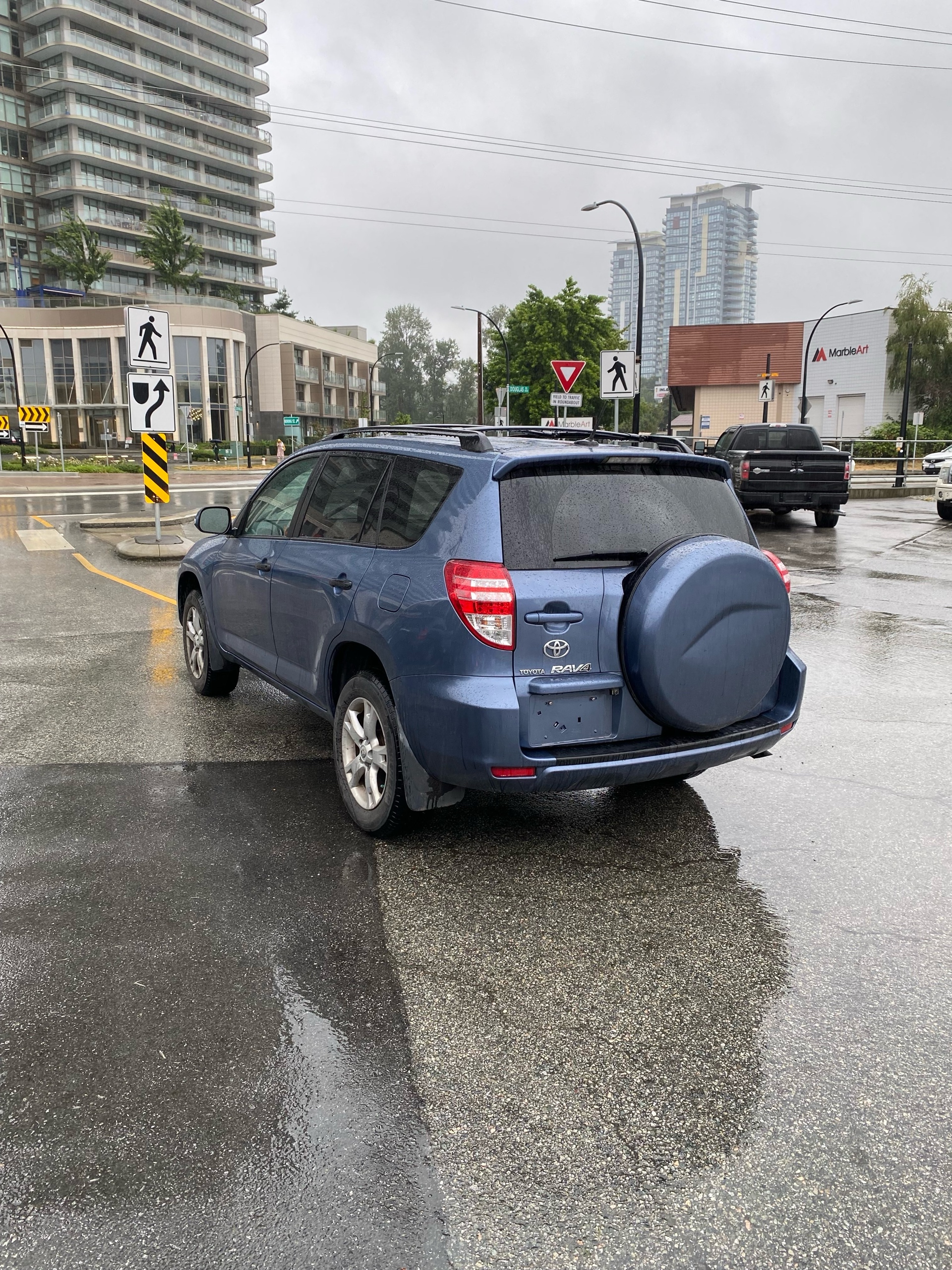 /canwestautoinc/2010-Toyota-RAV4-15299542586470327.jpg