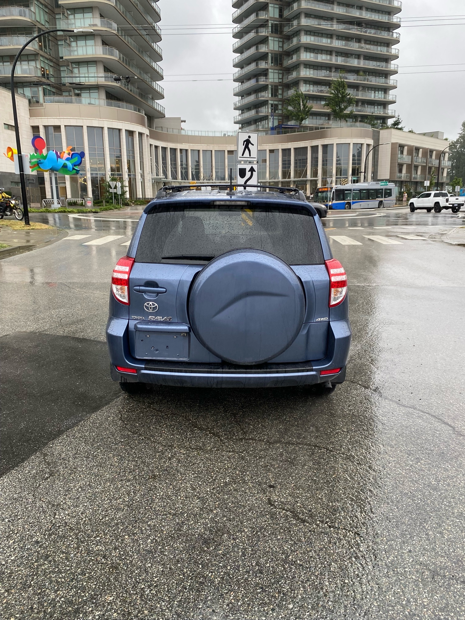 /canwestautoinc/2010-Toyota-RAV4-4303081601747052.jpg