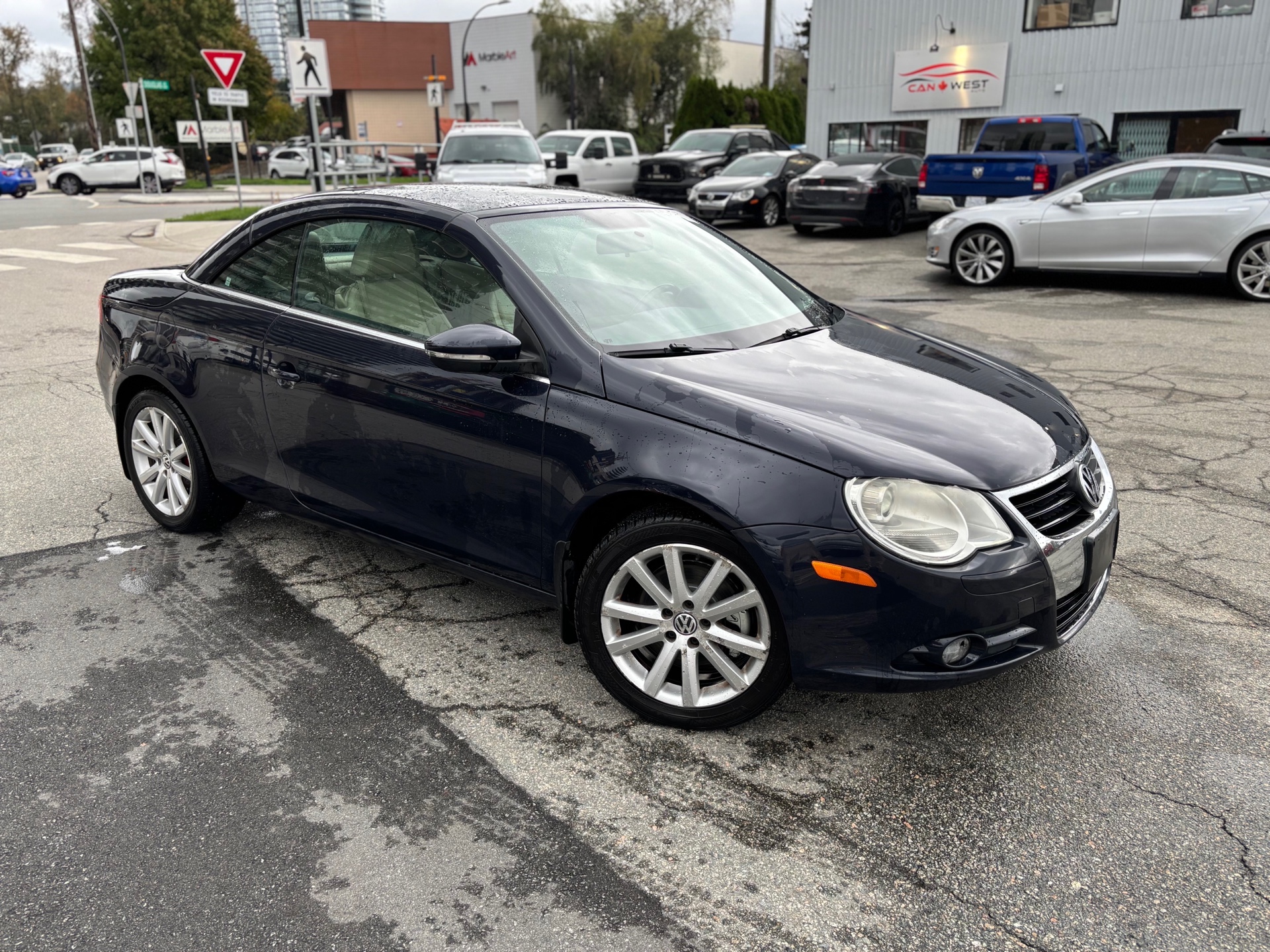 /canwestautoinc/2010-Volkswagen-Eos-011616934138182877.jpg
