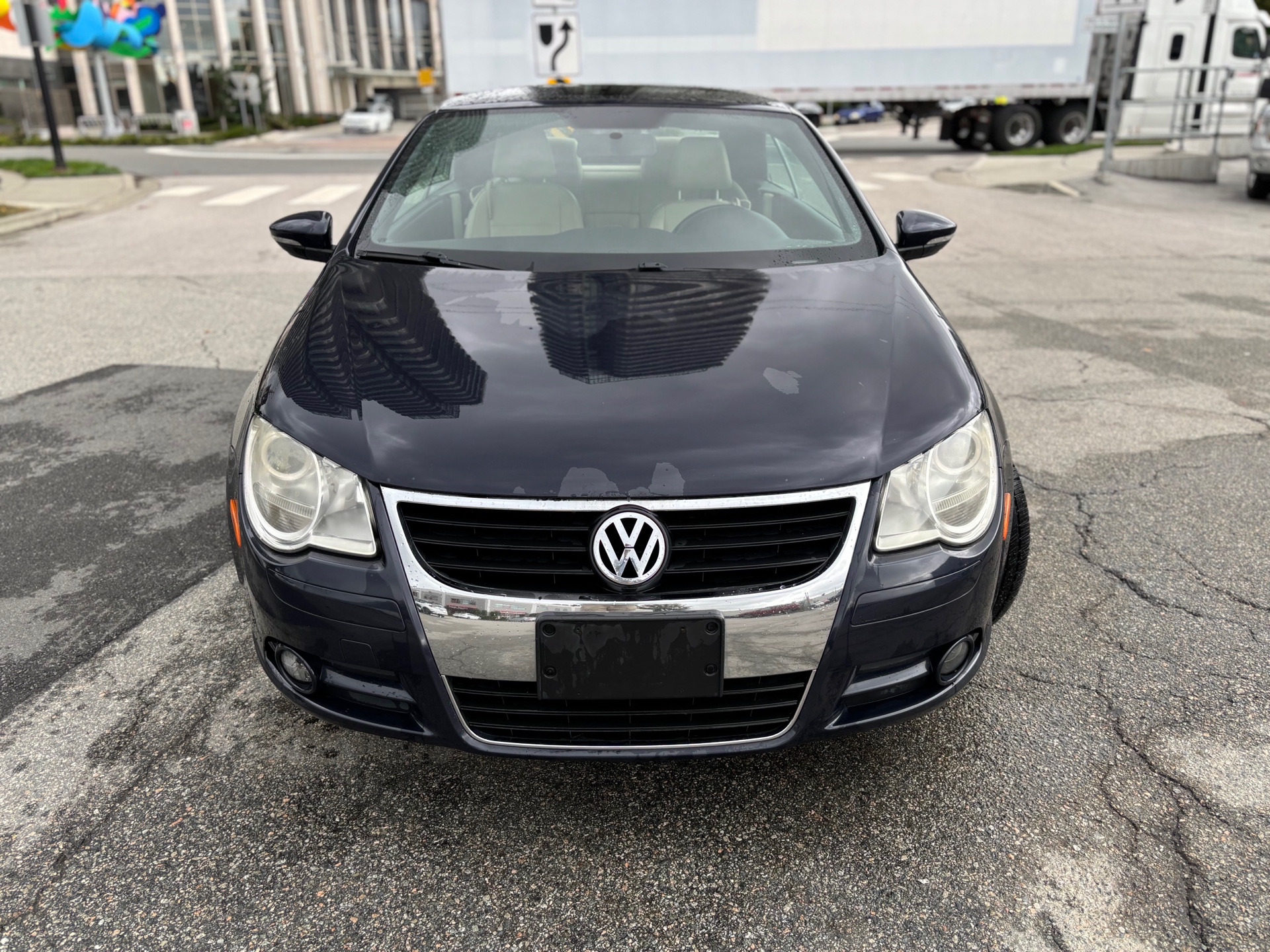 /canwestautoinc/2010-Volkswagen-Eos-3025233481793017.jpg