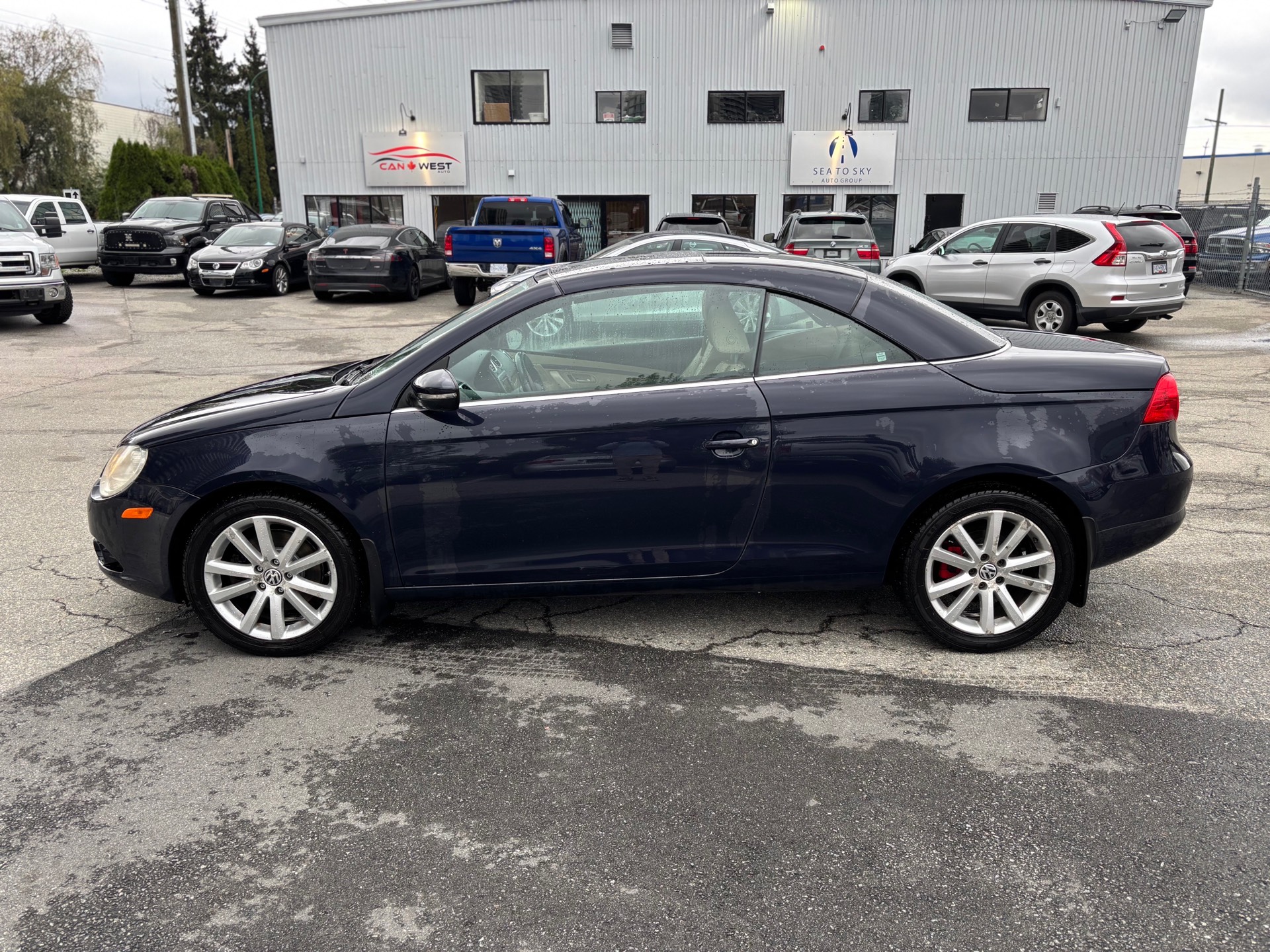 /canwestautoinc/2010-Volkswagen-Eos-3691321447258735.jpg