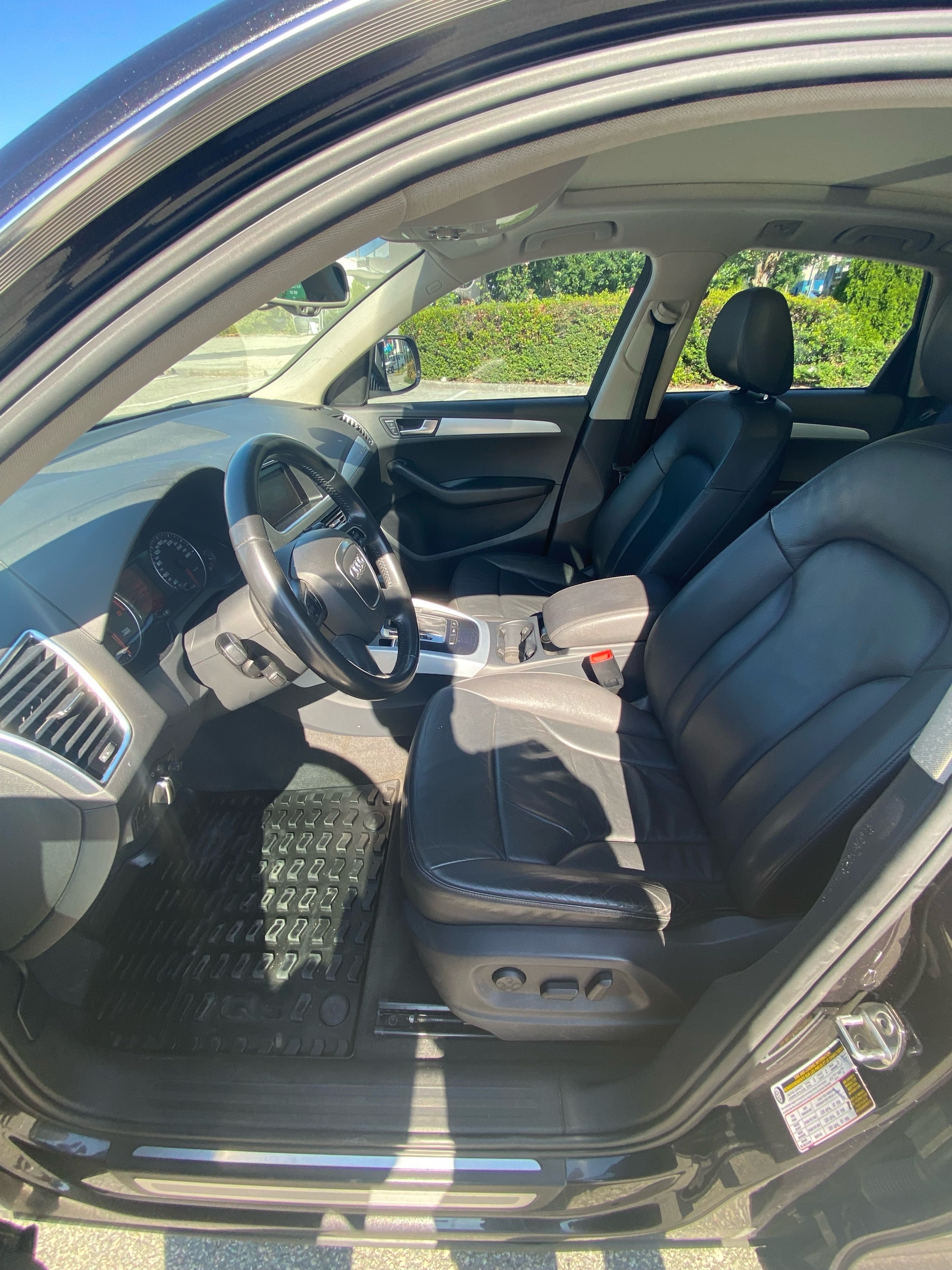 /canwestautoinc/2011-Audi-Q5-1517290755930818.jpg