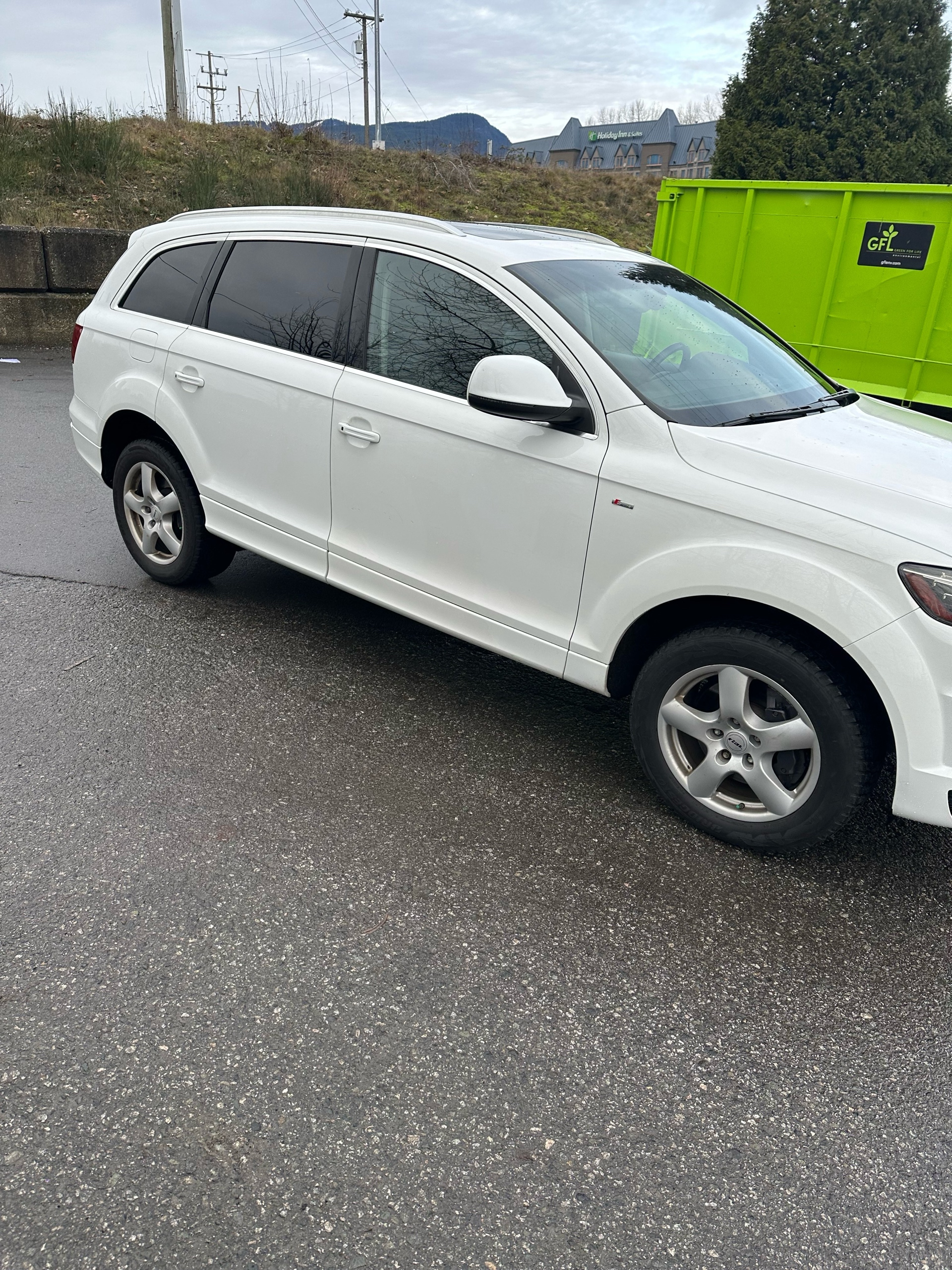 /canwestautoinc/2011-Audi-Q7-011446027563551286.jpg