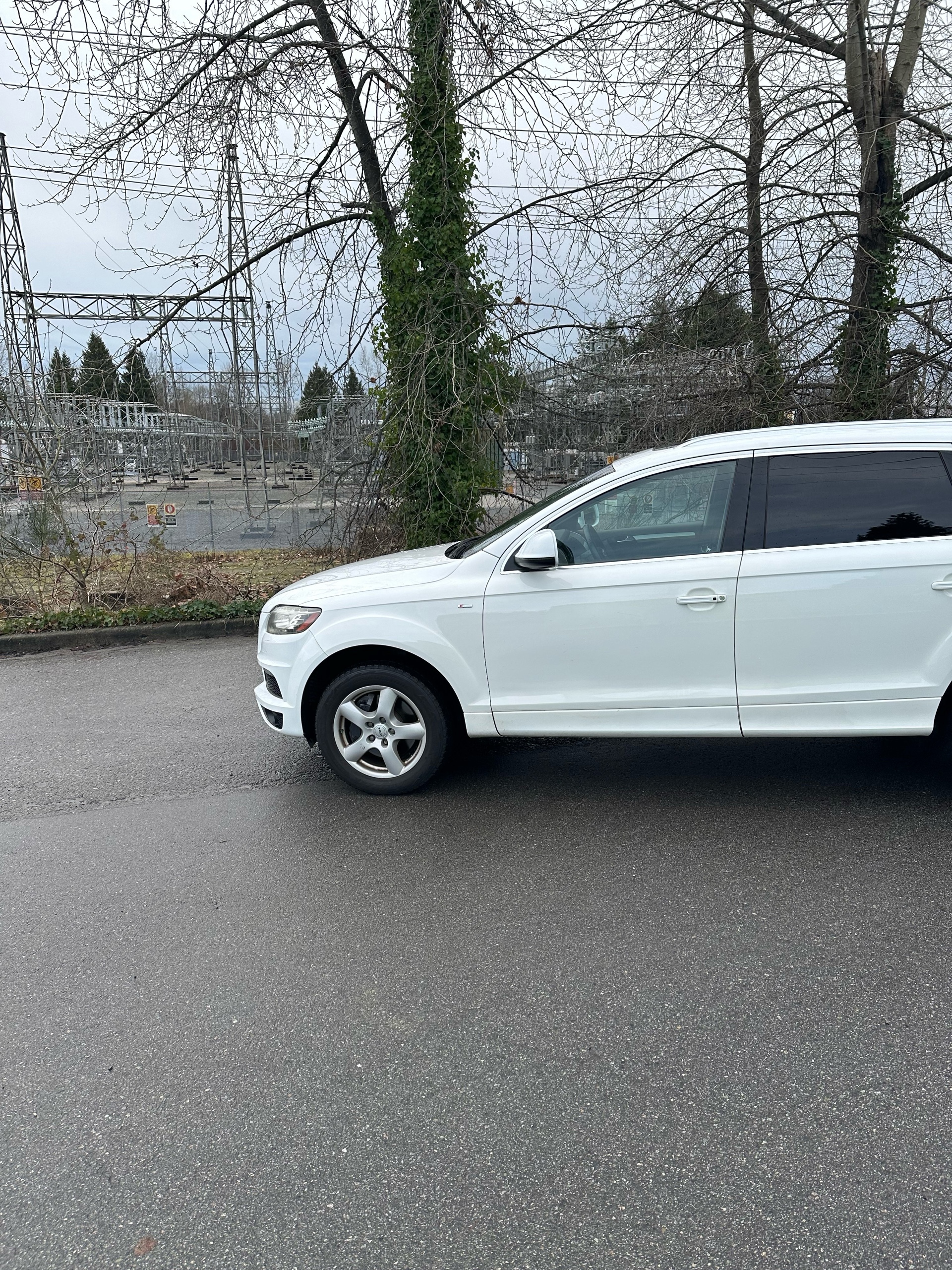/canwestautoinc/2011-Audi-Q7-18047685649374556.jpg