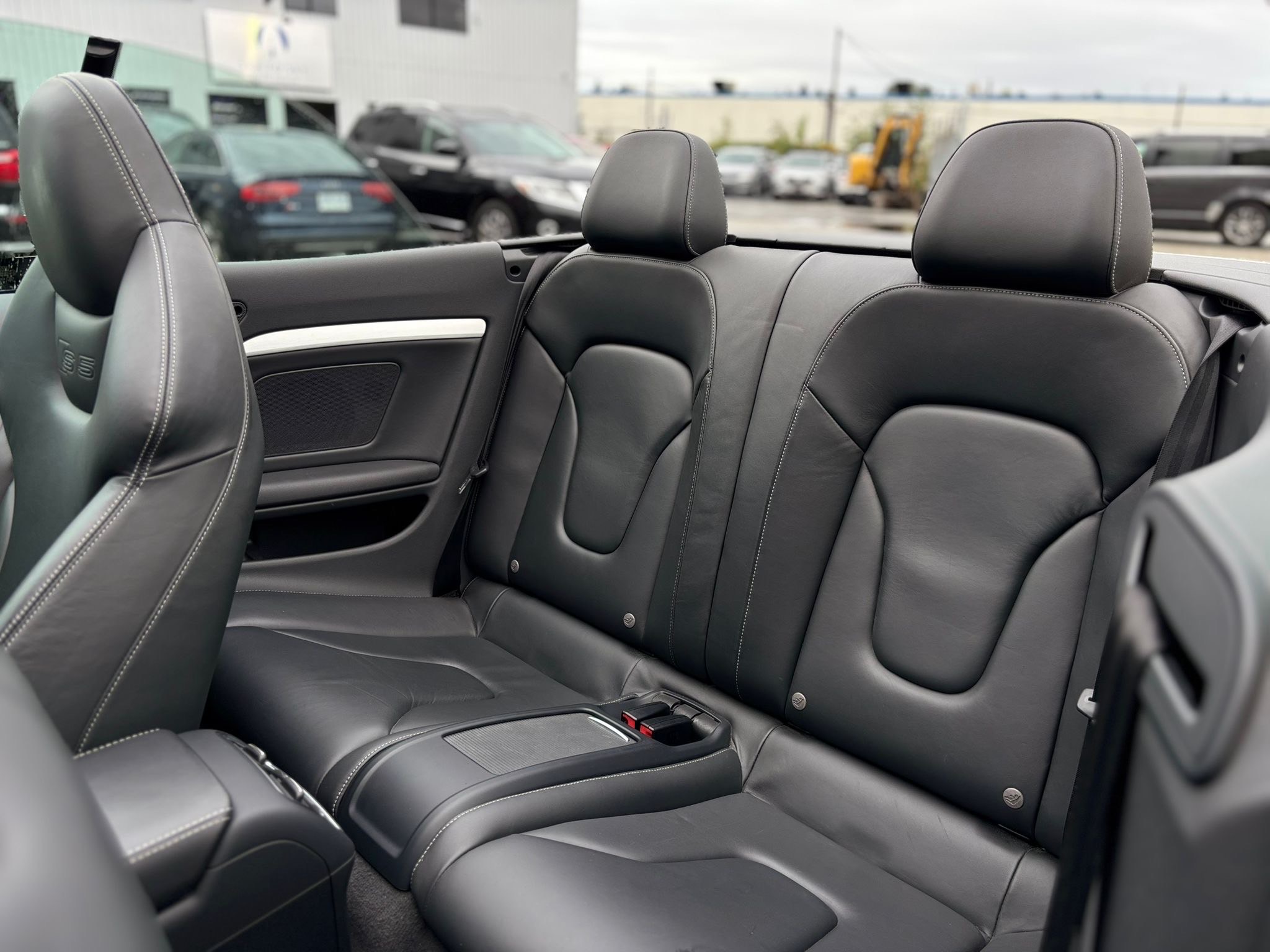 /canwestautoinc/2011-Audi-S5-7874282812915252.jpg
