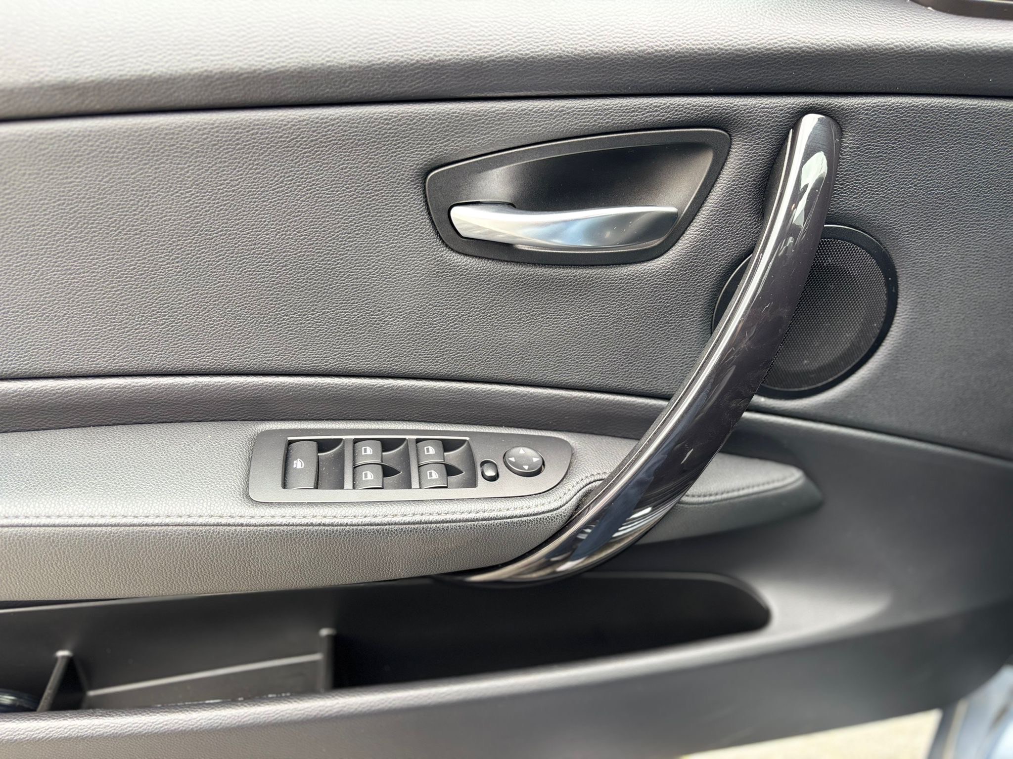 /canwestautoinc/2011-BMW-1Series-2149893353826049.jpg