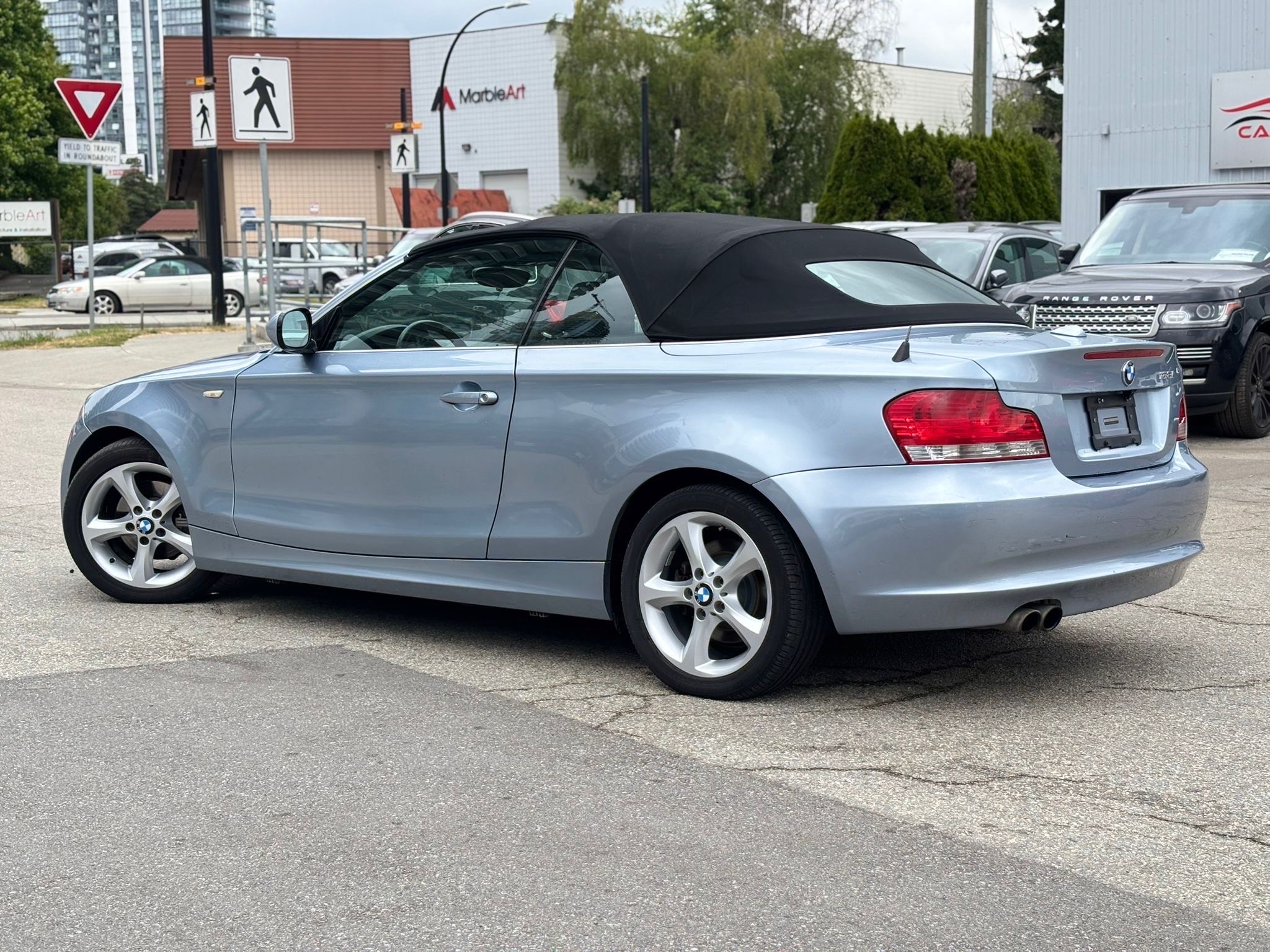 /canwestautoinc/2011-BMW-1Series-253088454270312.jpg