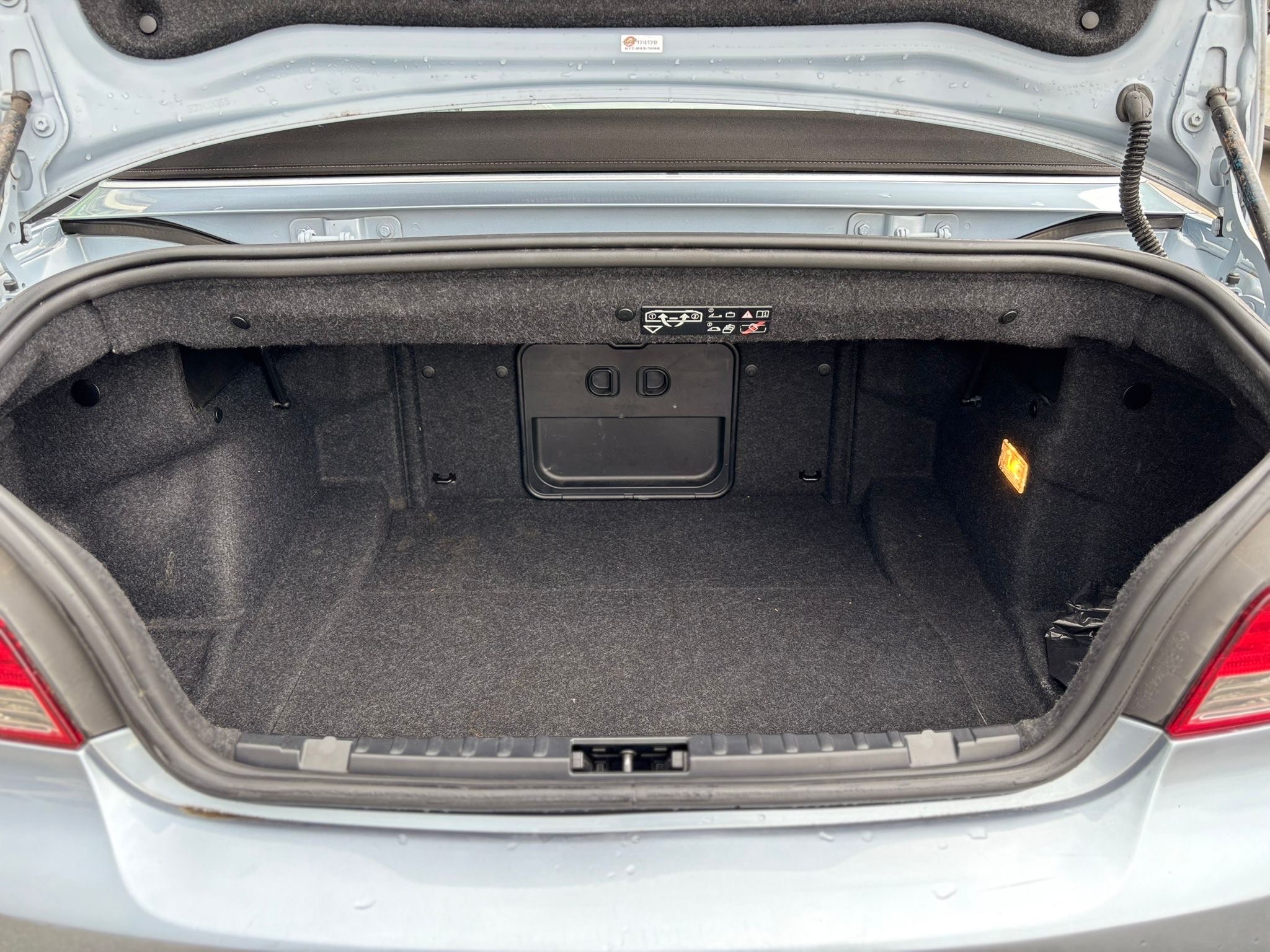 /canwestautoinc/2011-BMW-1Series-3888038918942396.jpg