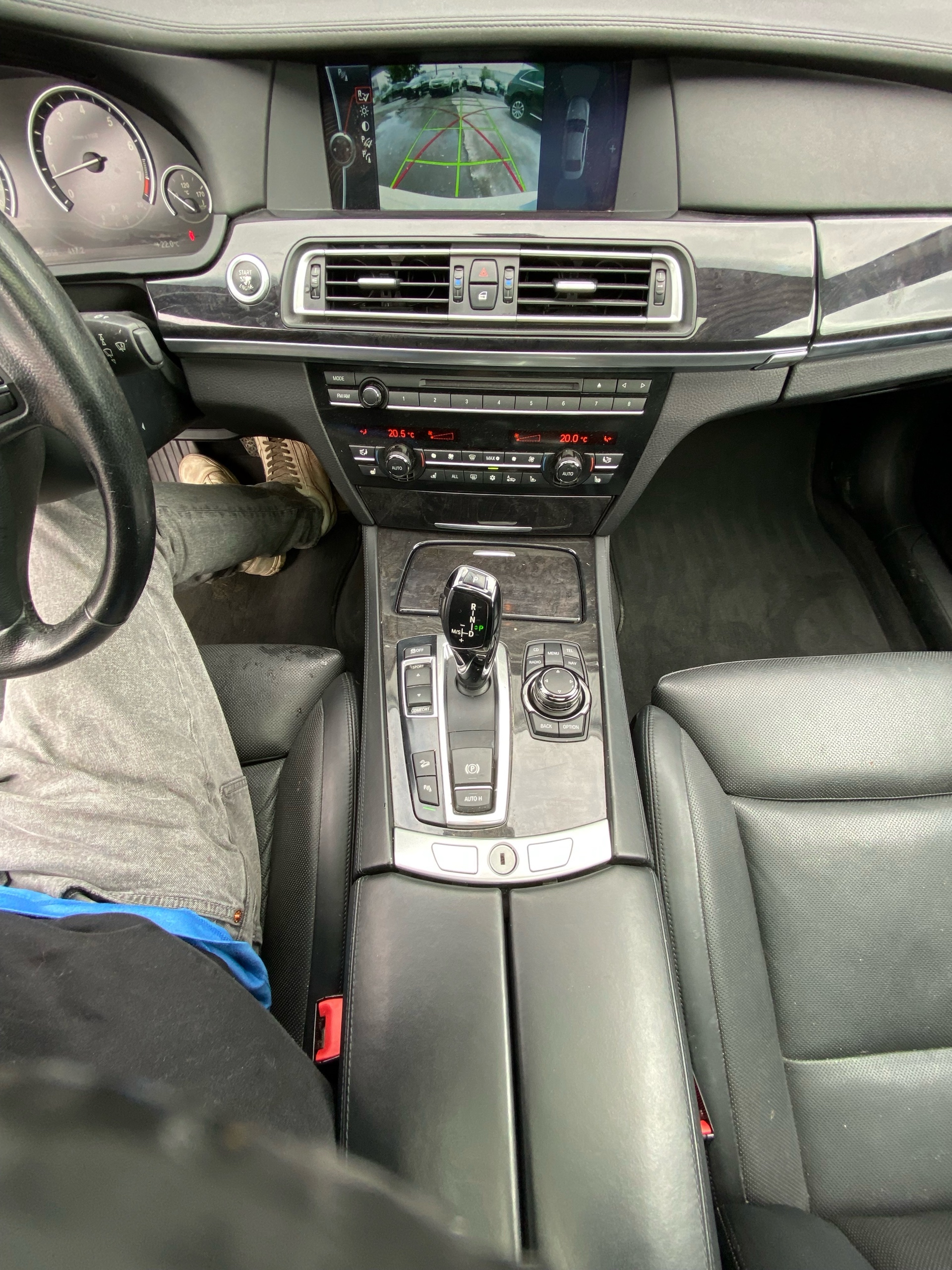 /canwestautoinc/2011-BMW-7Series-2038196850513927.jpg