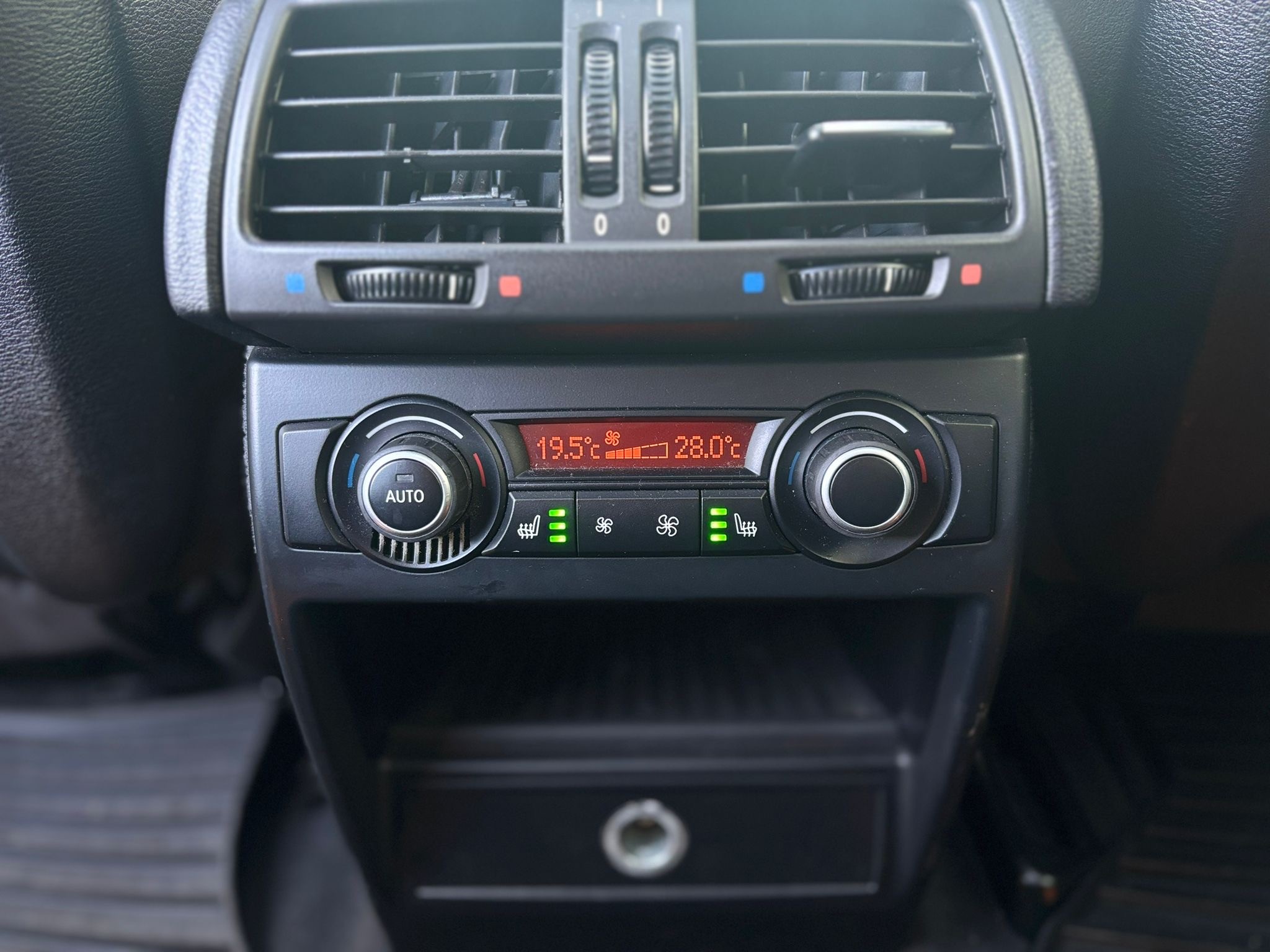/canwestautoinc/2011-BMW-X5-3154535023984395.jpg