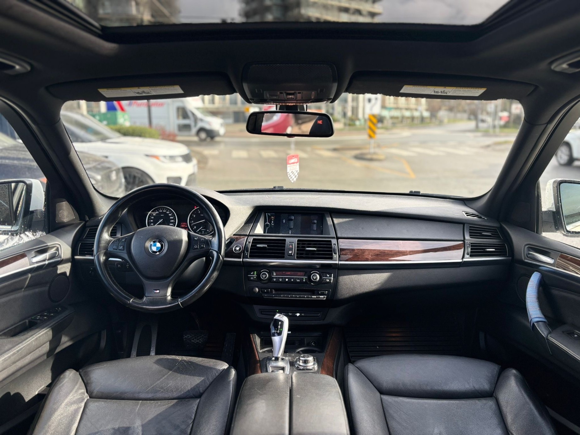 /canwestautoinc/2011-BMW-X5-5548308315093269.jpg
