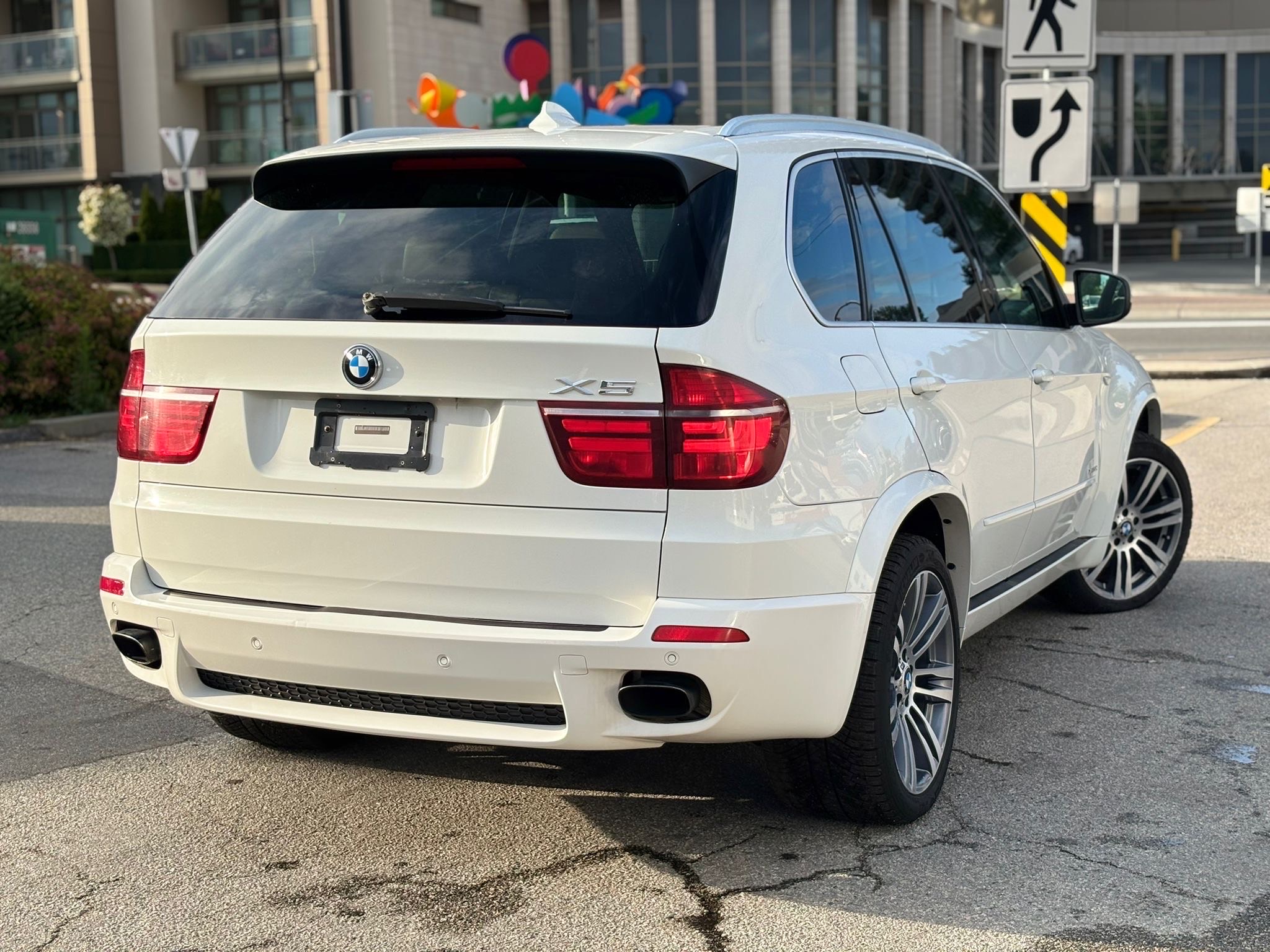 /canwestautoinc/2011-BMW-X5-7170872699879851.jpg