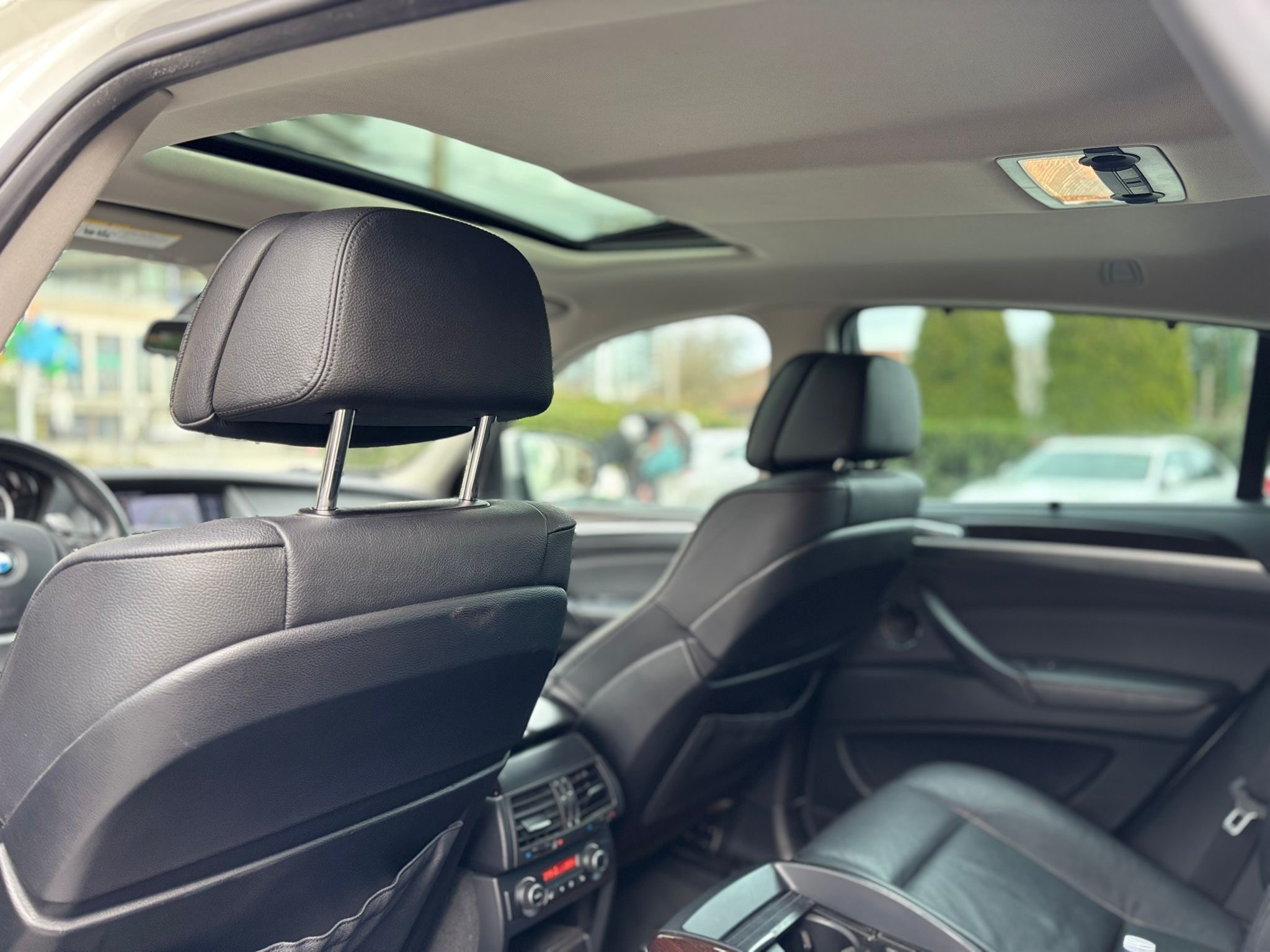 /canwestautoinc/2011-BMW-X6-8115195287287051.jpg