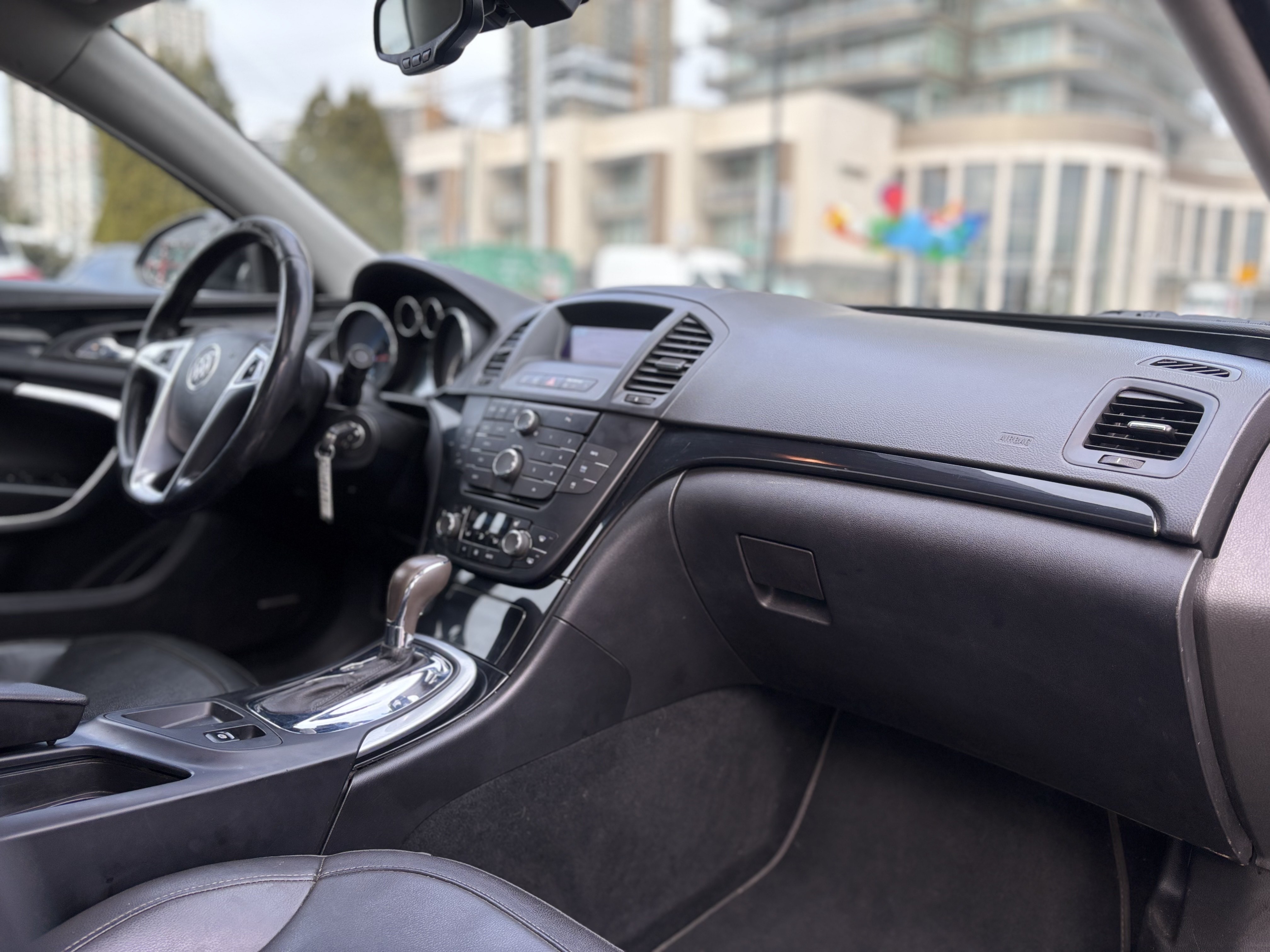 /canwestautoinc/2011-Buick-Regal-013212532147543588.jpg