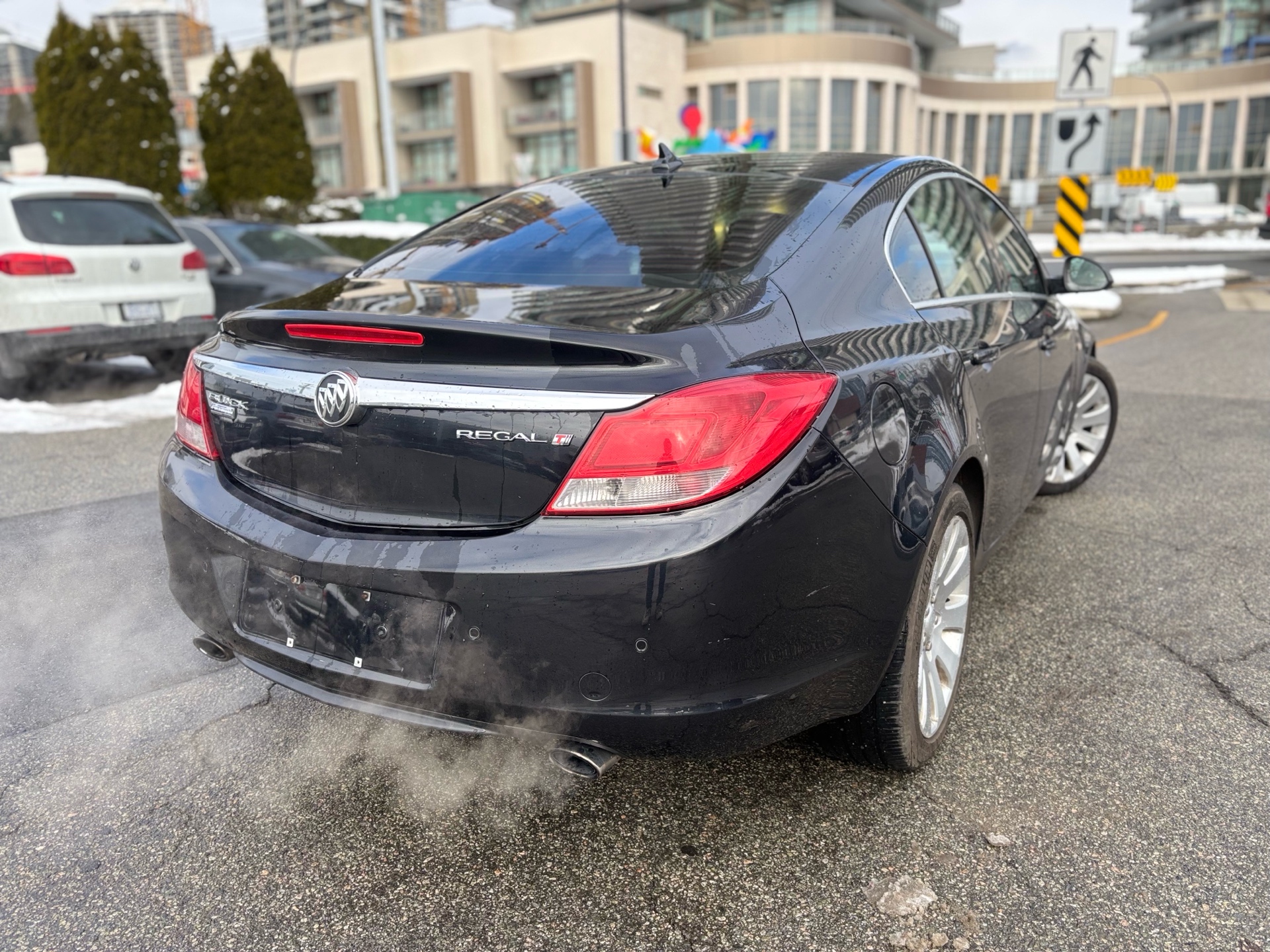 /canwestautoinc/2011-Buick-Regal-40664723978945383.jpg