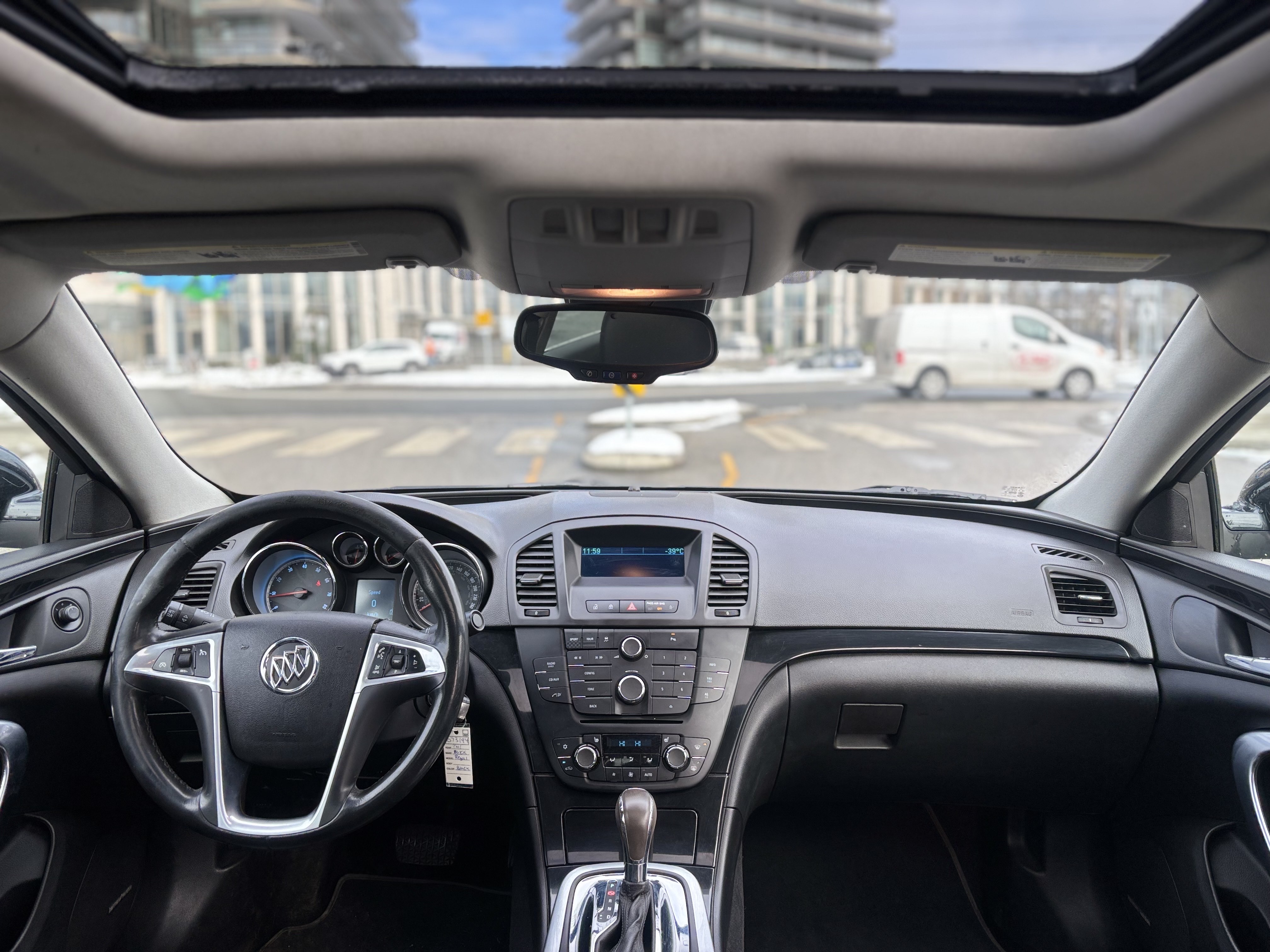 /canwestautoinc/2011-Buick-Regal-9165059280047136.jpg