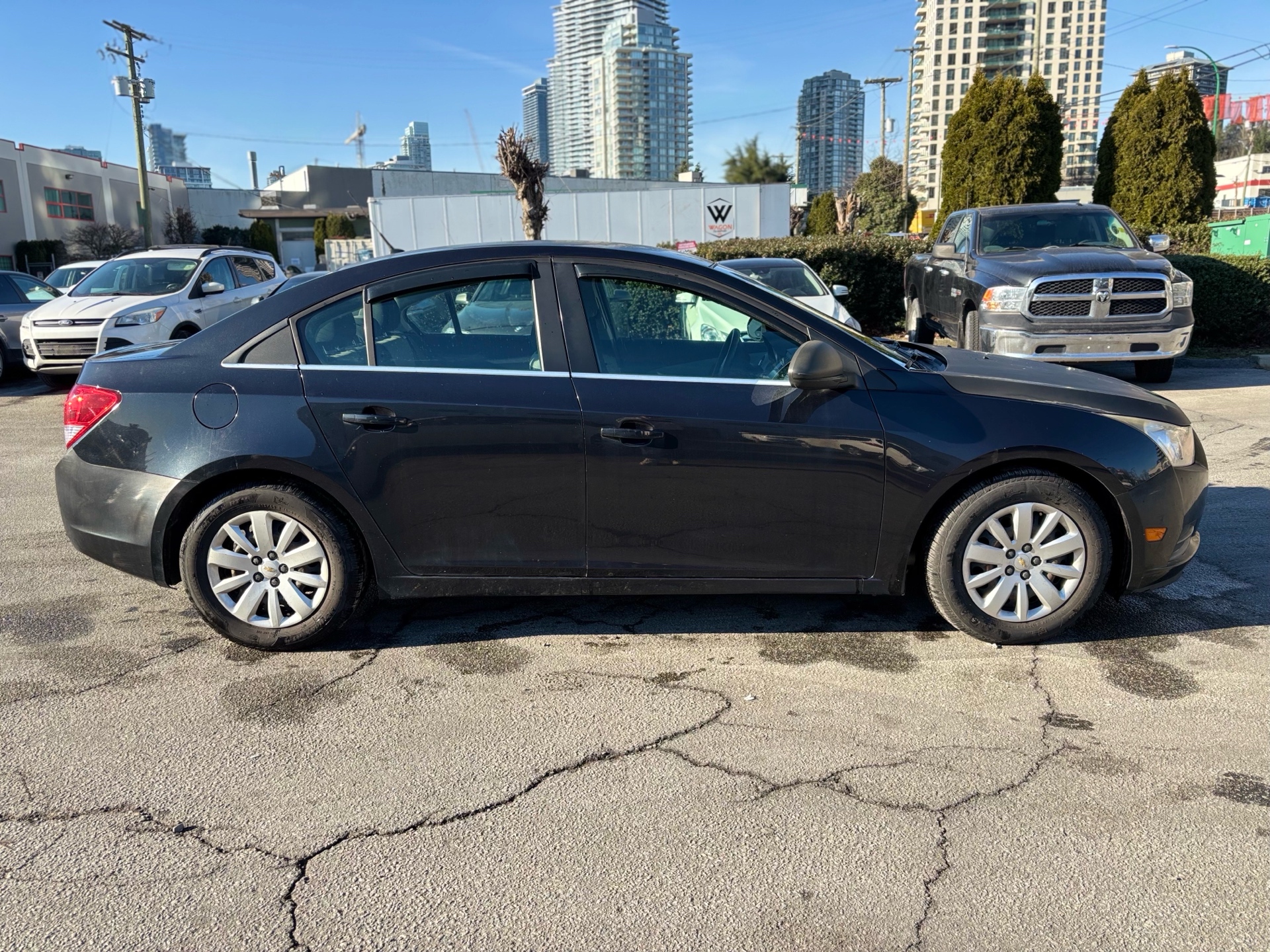 /canwestautoinc/2011-Chevrolet-Cruze-547112490218514.jpg