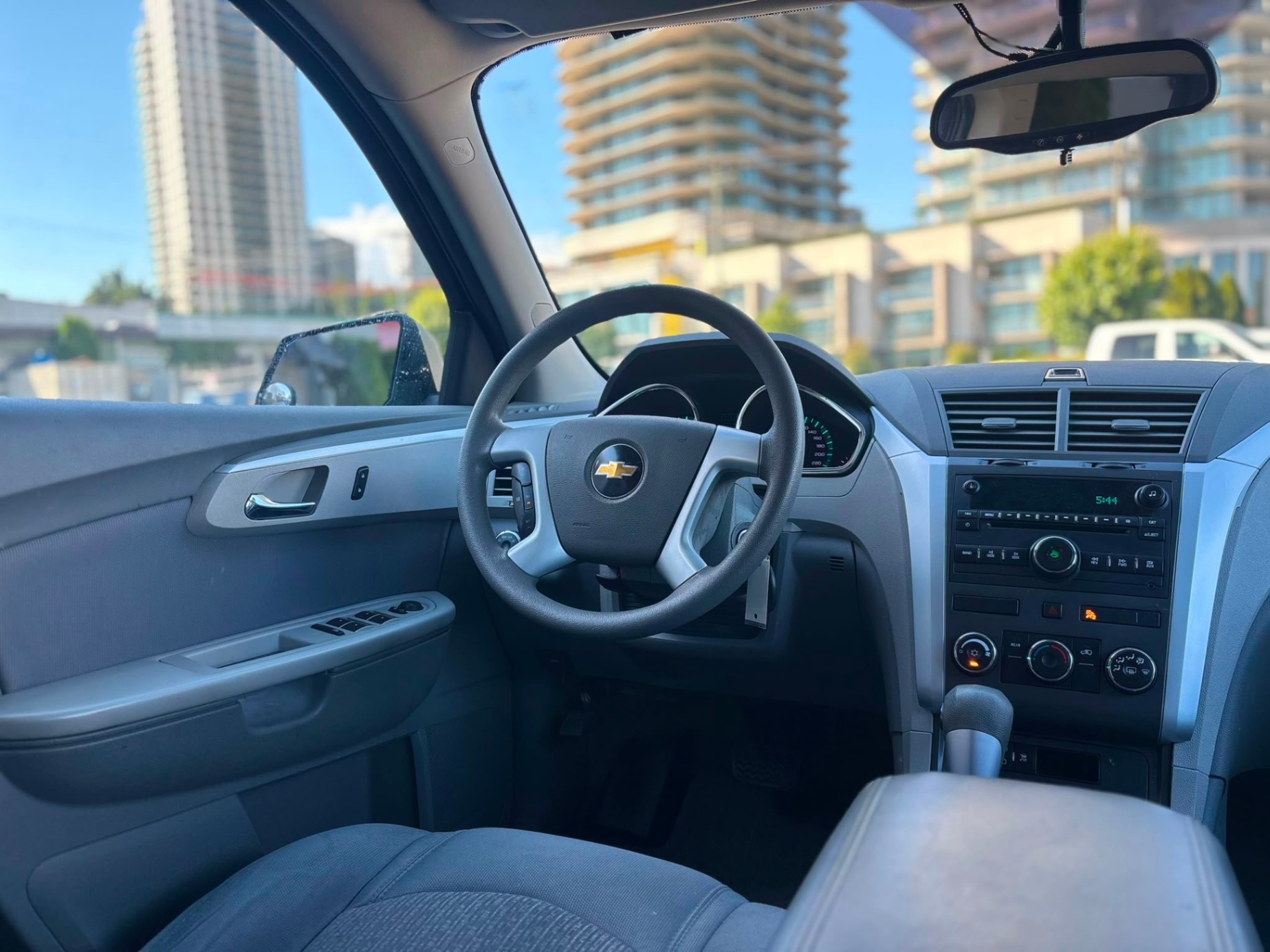 /canwestautoinc/2011-Chevrolet-Traverse-06472266462808607.jpg