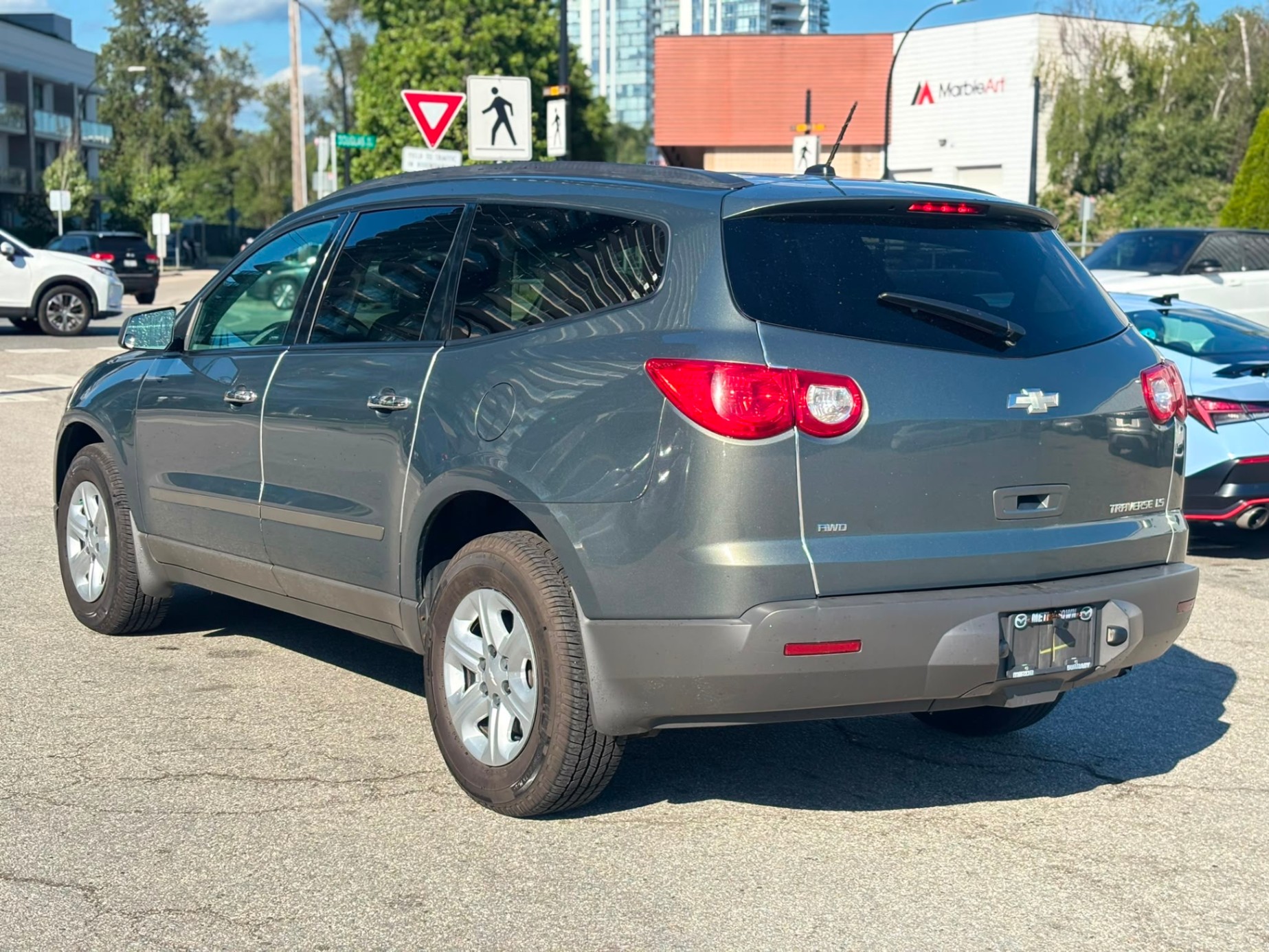 /canwestautoinc/2011-Chevrolet-Traverse-2117015766850856.jpg