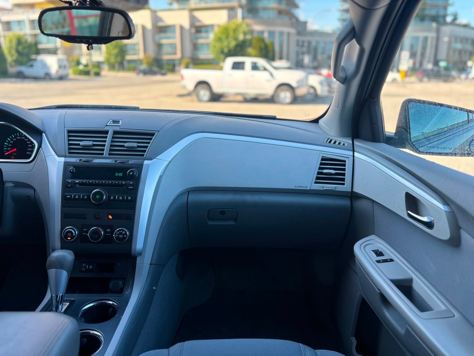 /canwestautoinc/2011-Chevrolet-Traverse-2614733956641928.jpg