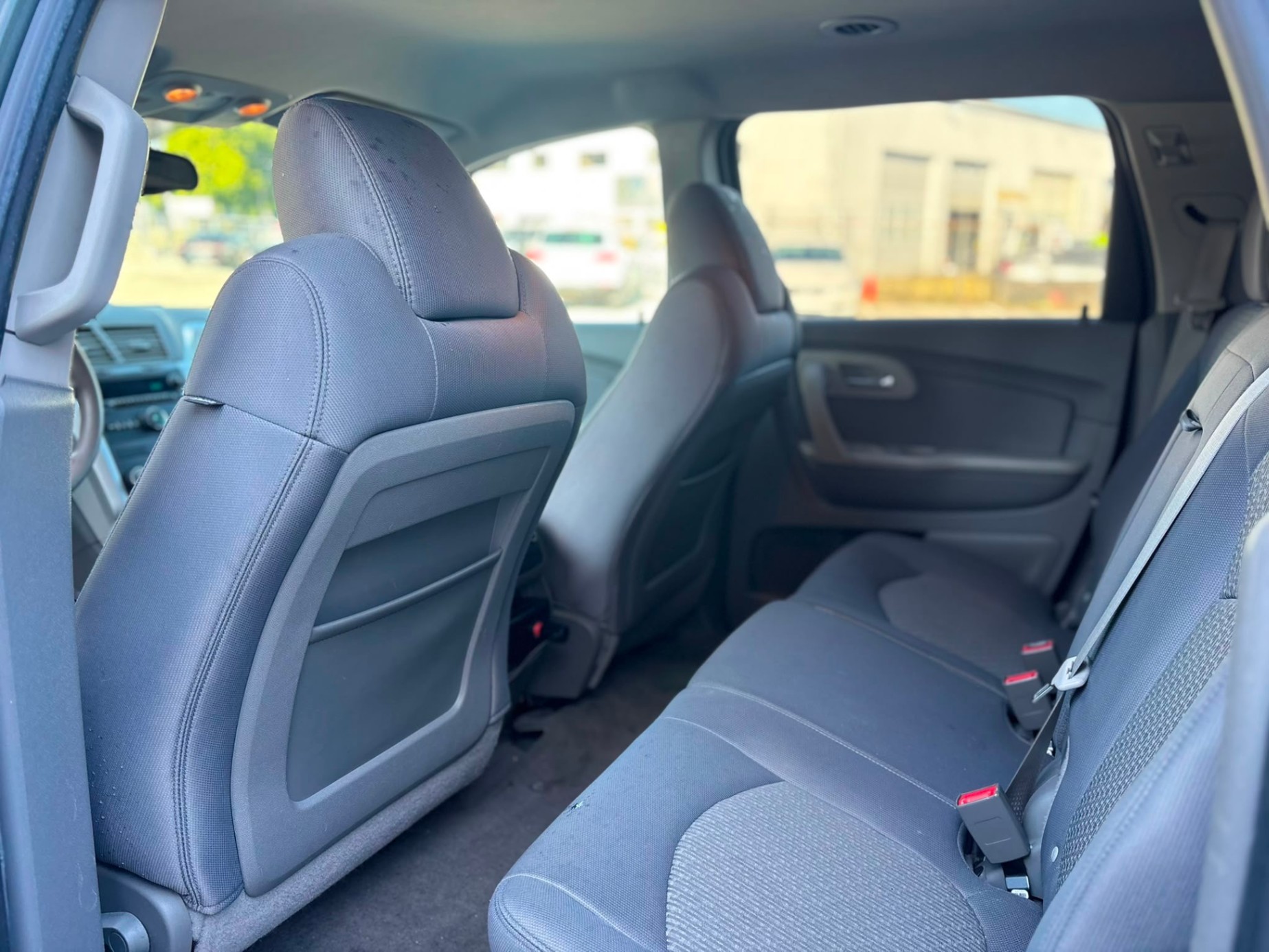 /canwestautoinc/2011-Chevrolet-Traverse-32820671783527633.jpg
