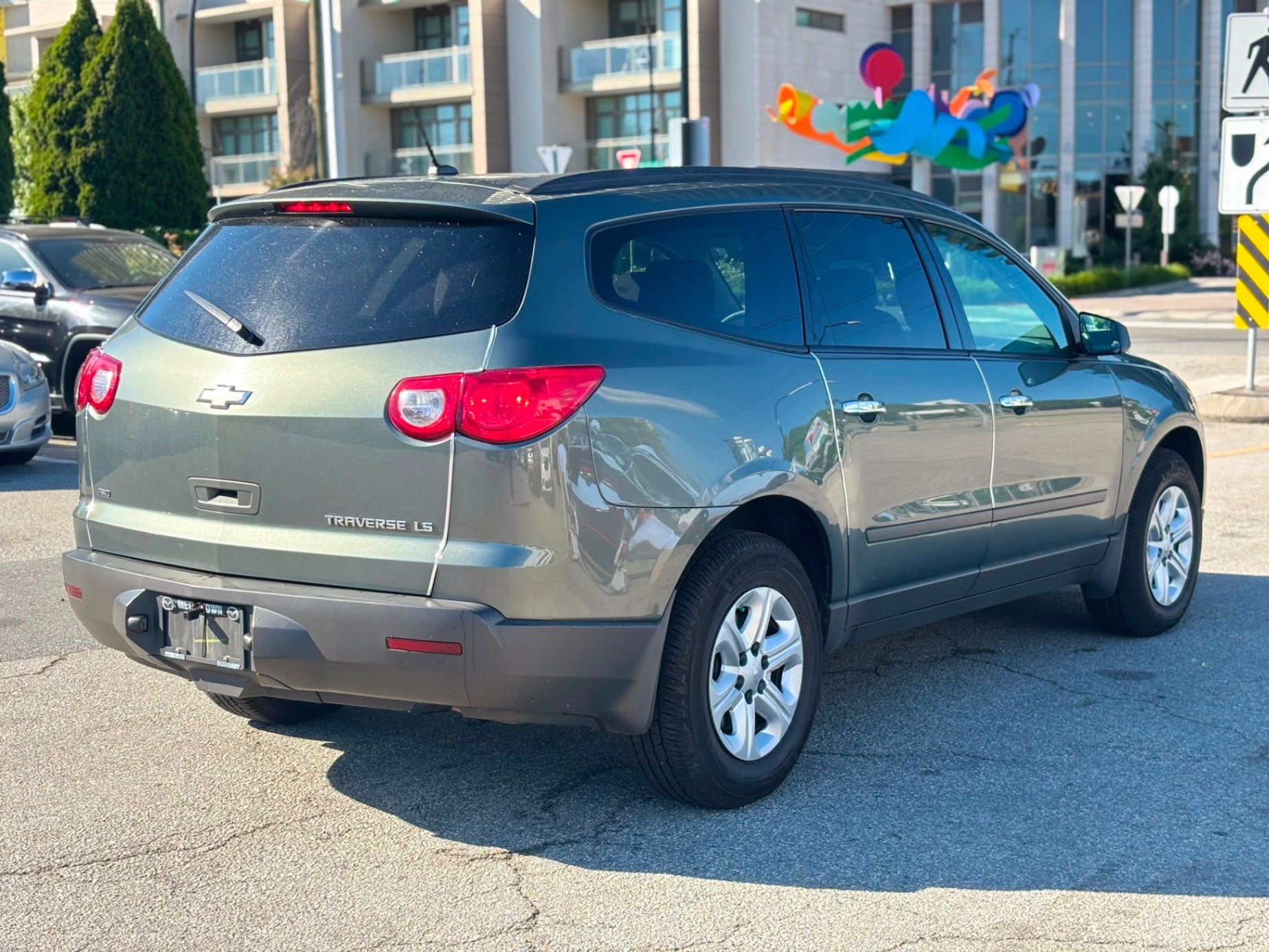 /canwestautoinc/2011-Chevrolet-Traverse-400441974319214.jpg