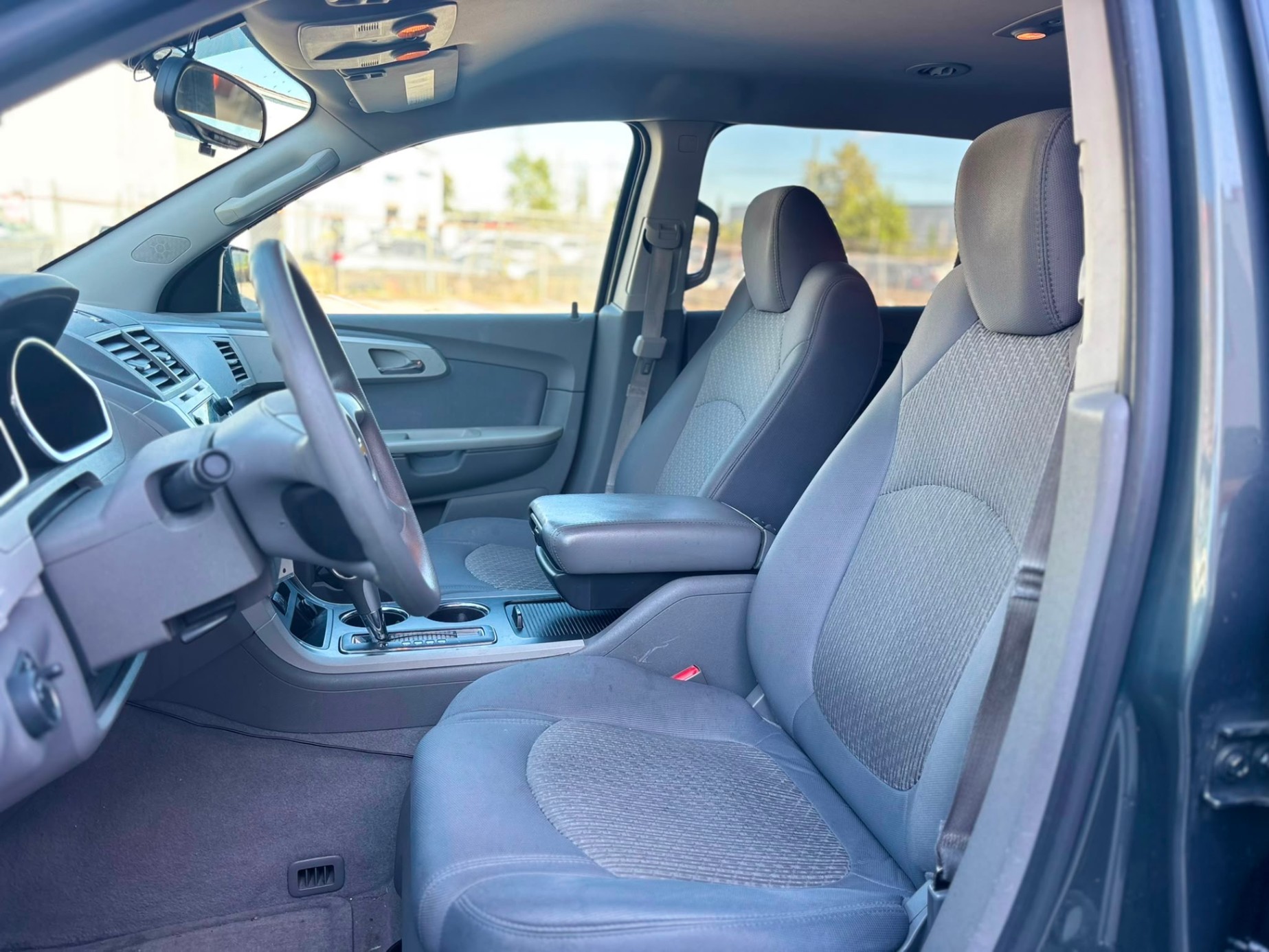 /canwestautoinc/2011-Chevrolet-Traverse-585105333016841.jpg
