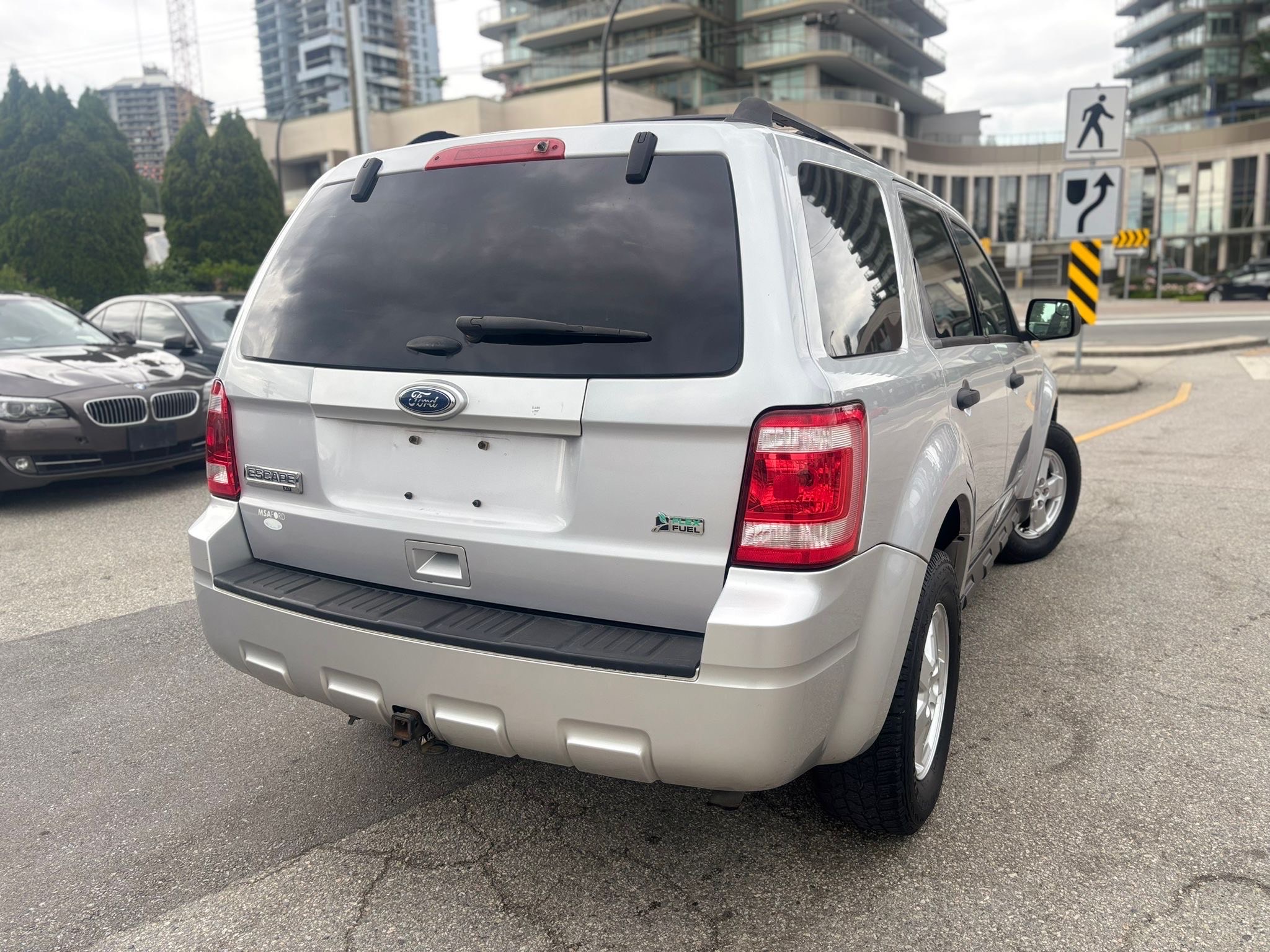 /canwestautoinc/2011-Ford-Escape-13748328558325418.jpg